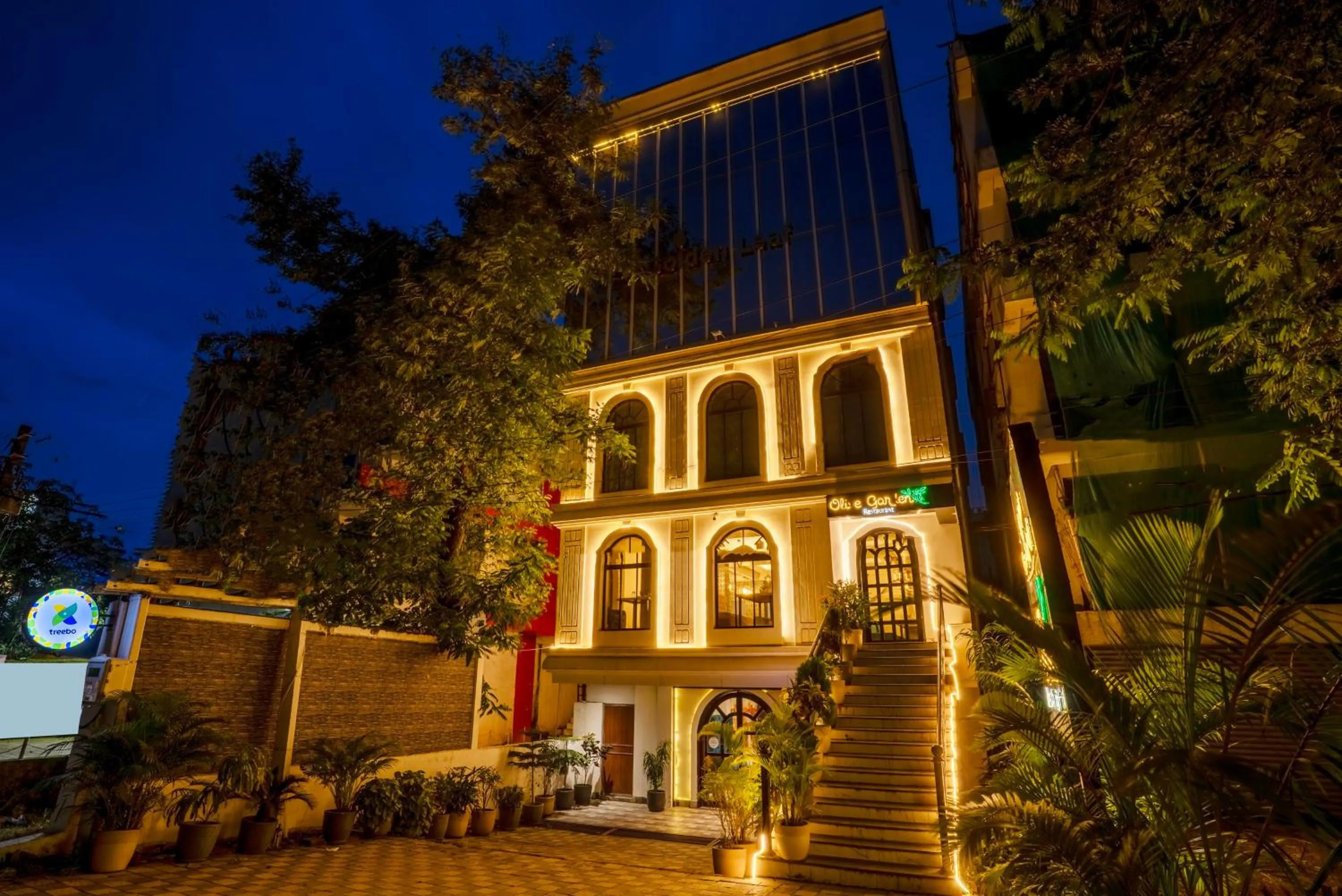 Property building in Treebo Golden Leaf