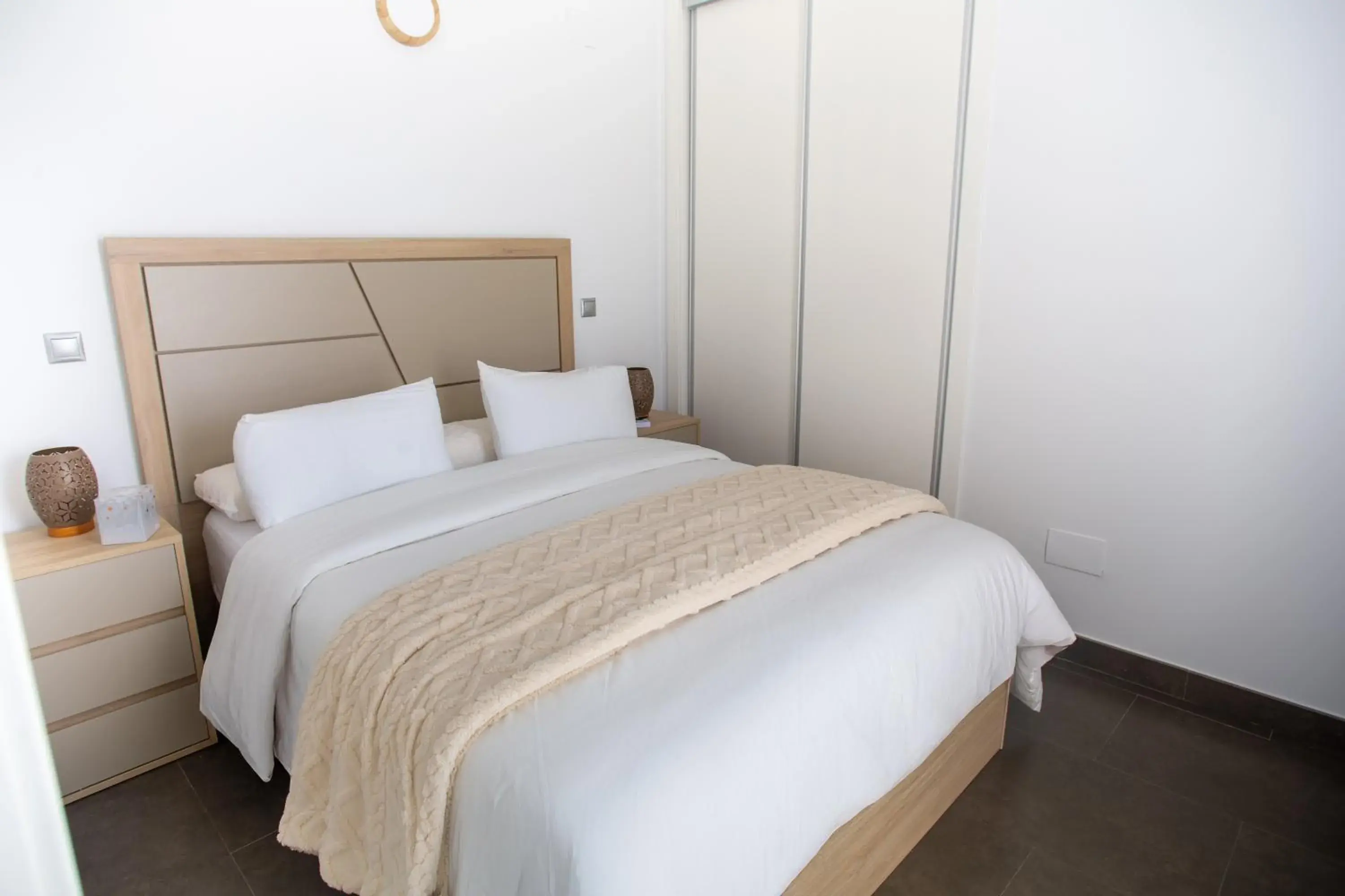 Bedroom, Bed in Maya Bay Suites Bedroom, Bed in Maya Bay Suites