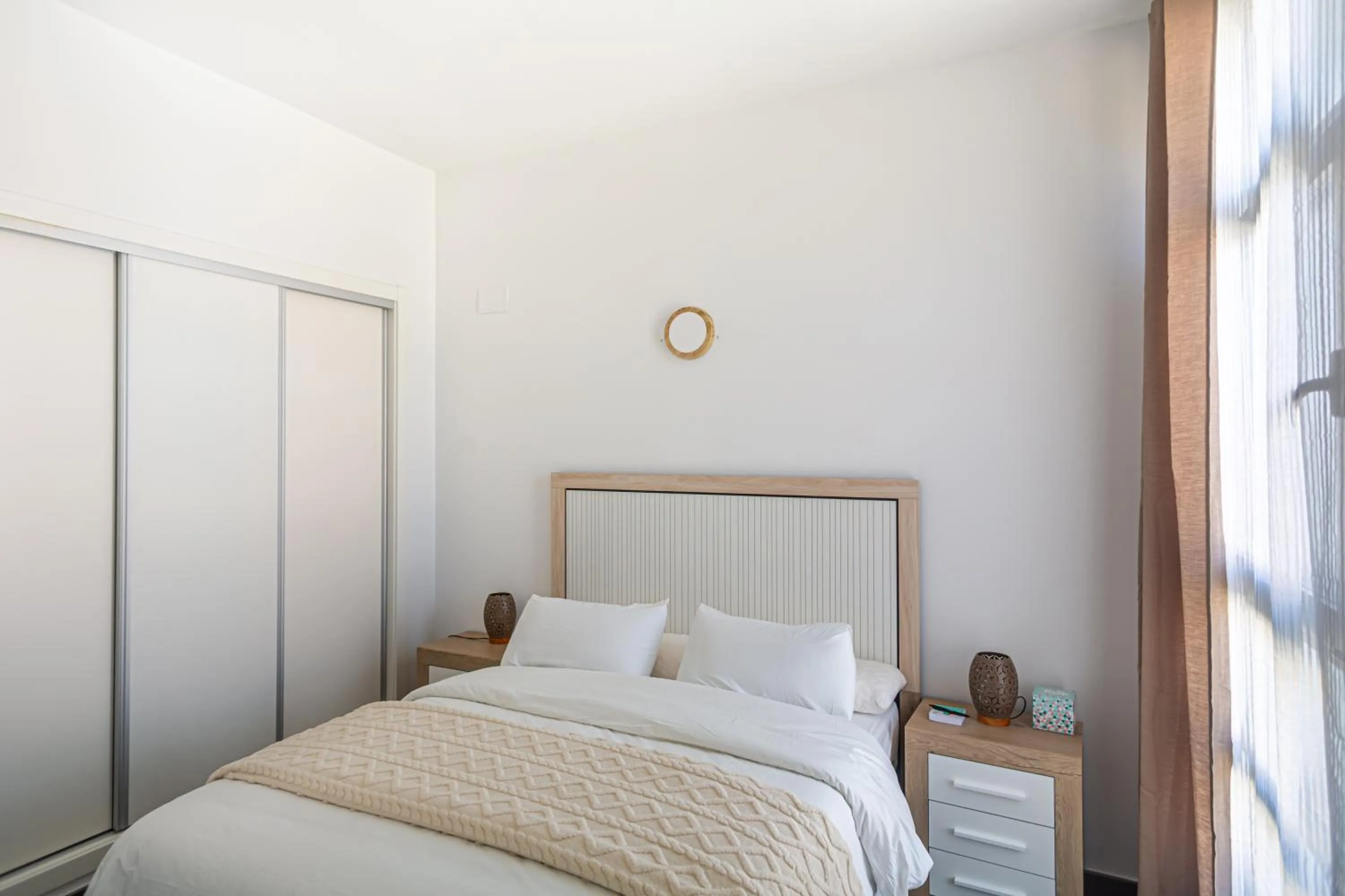 Bedroom, Bed in Maya Bay Suites