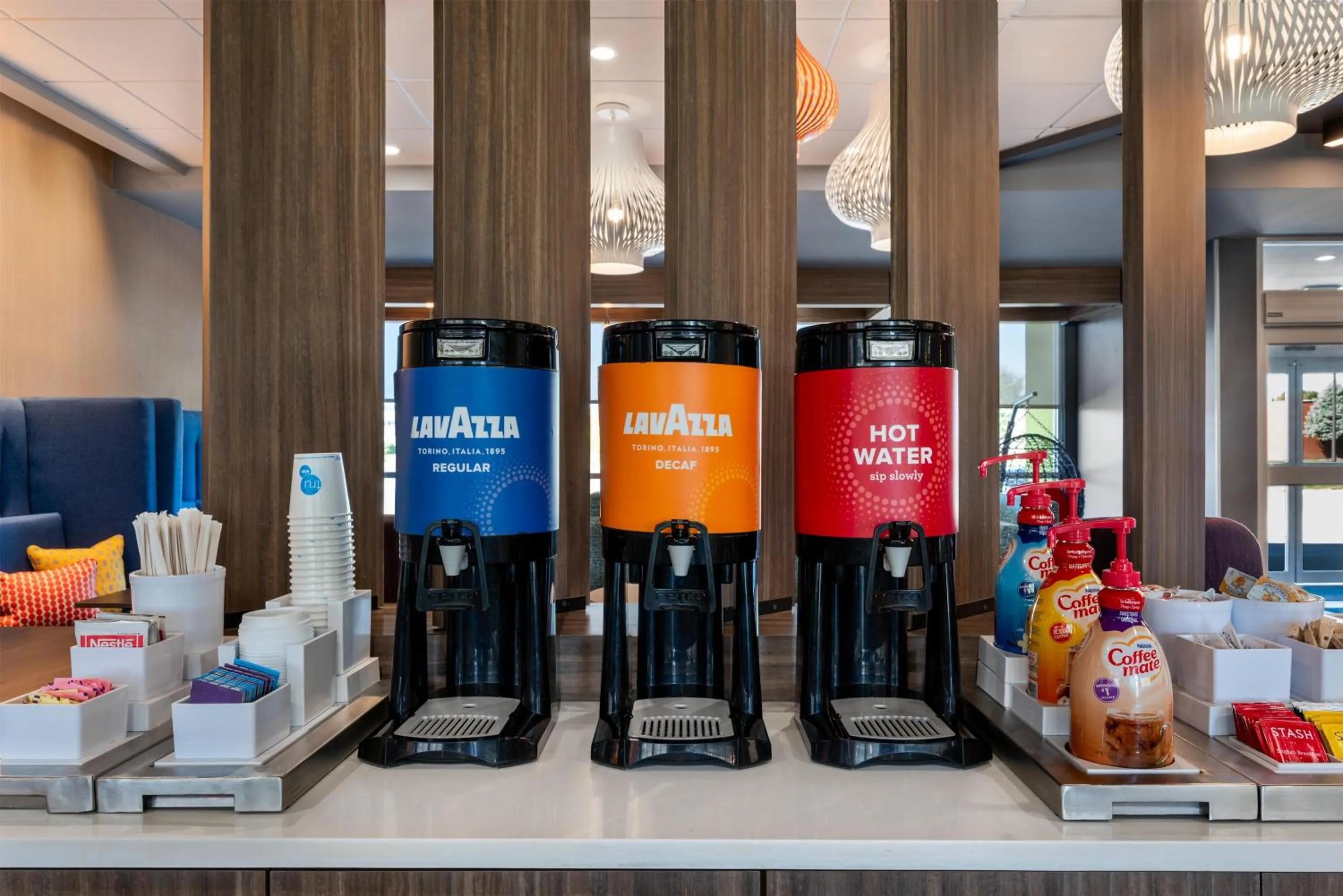 Dining area in Tru By Hilton Battle Creek