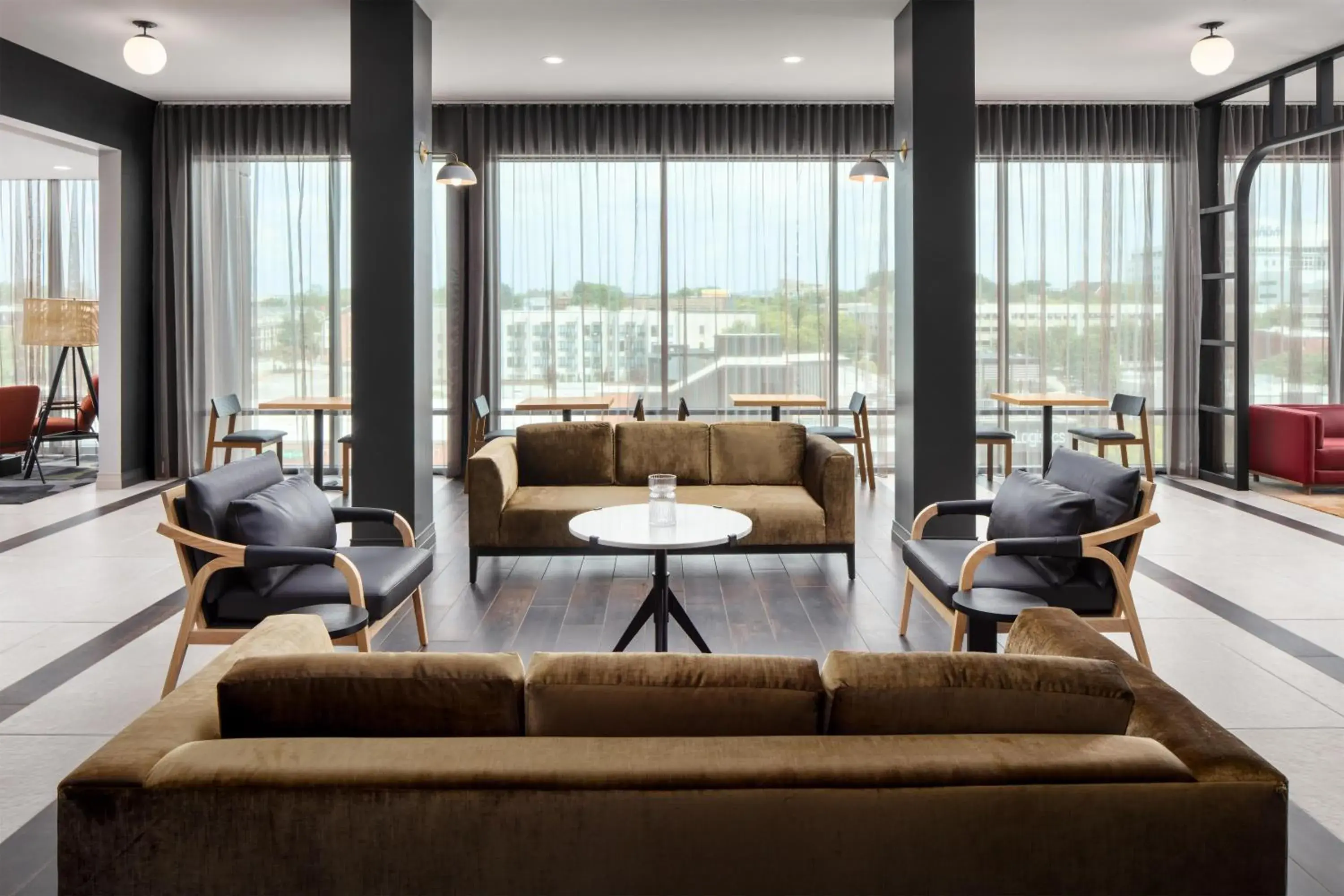 Restaurant/places to eat in Embassy Suites By Hilton Chattanooga Downtown Restaurant/places to eat in Embassy Suites By Hilton Chattanooga Downtown