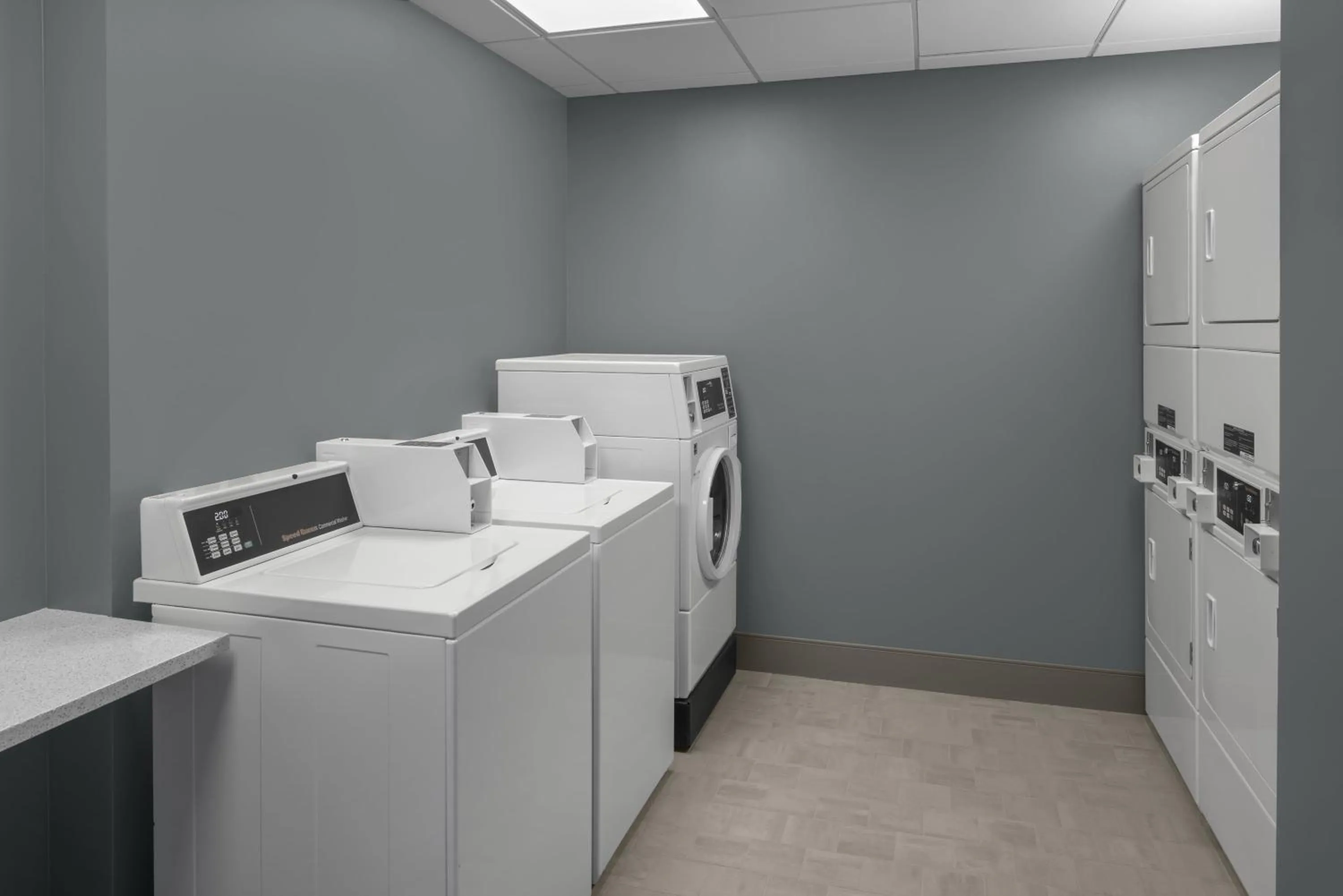 laundry in Hilton Jacksonville At Mayo Clinic