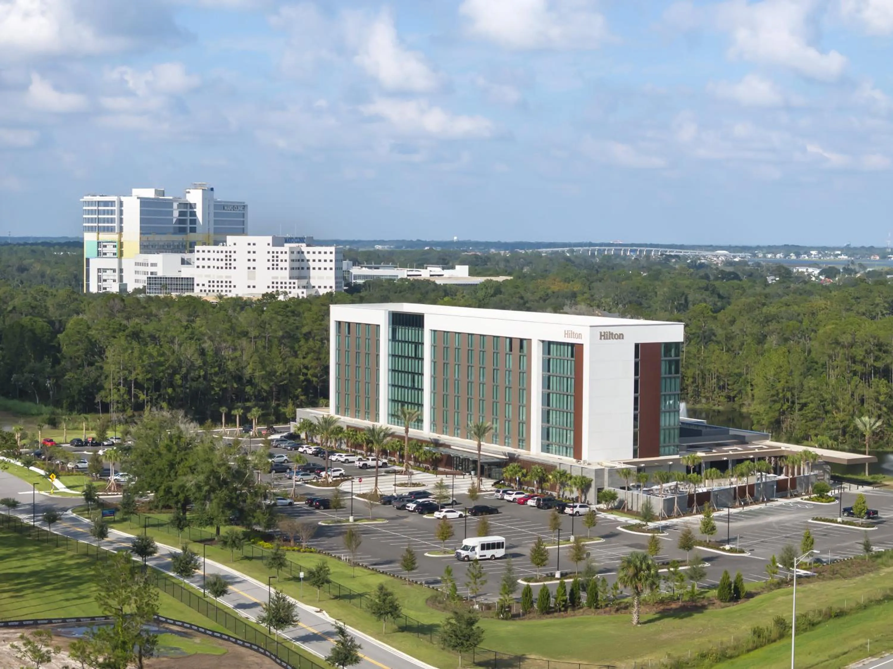 Property building in Hilton Jacksonville At Mayo Clinic
