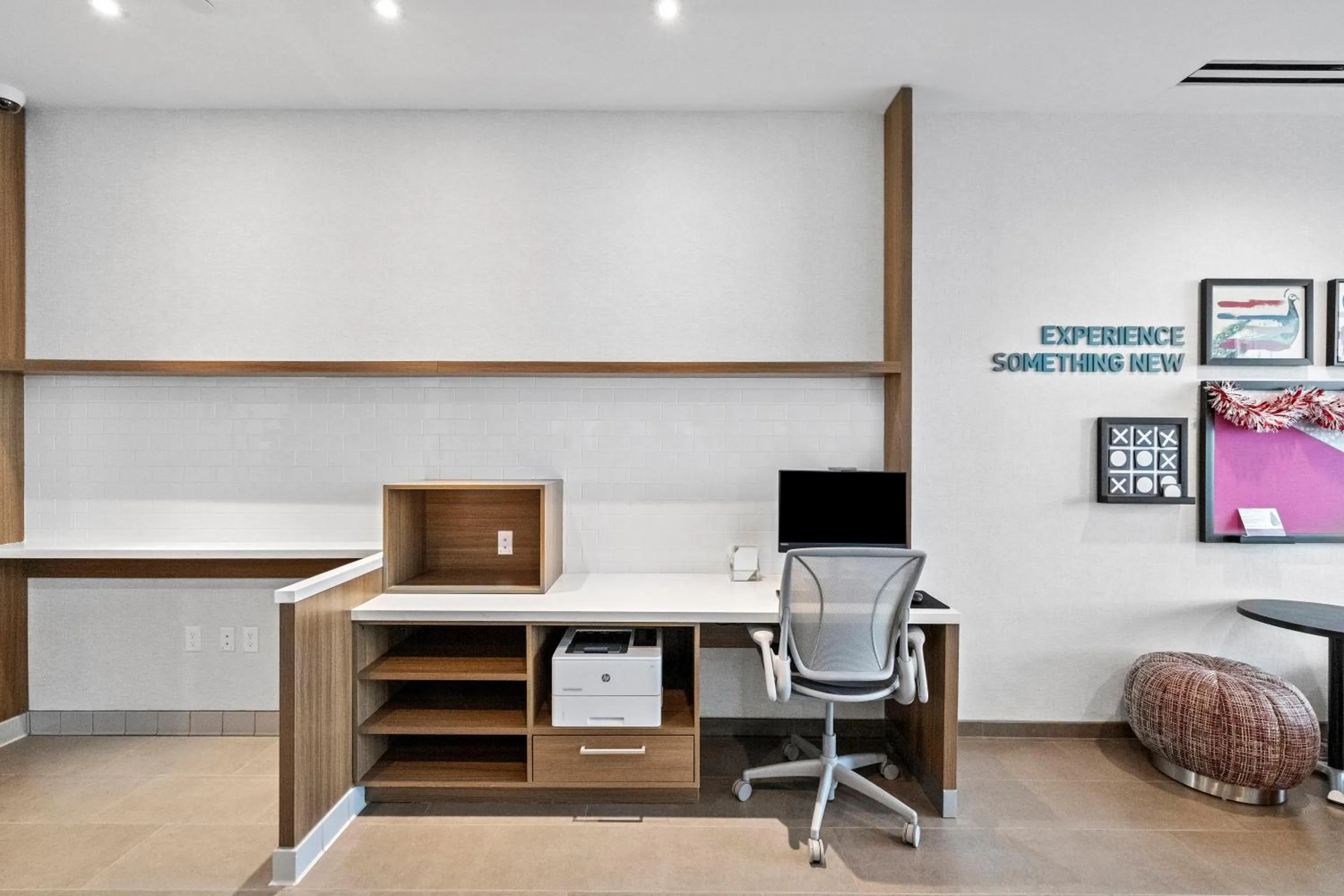 Business facilities in Home2 Suites By Hilton Riverside Downtown