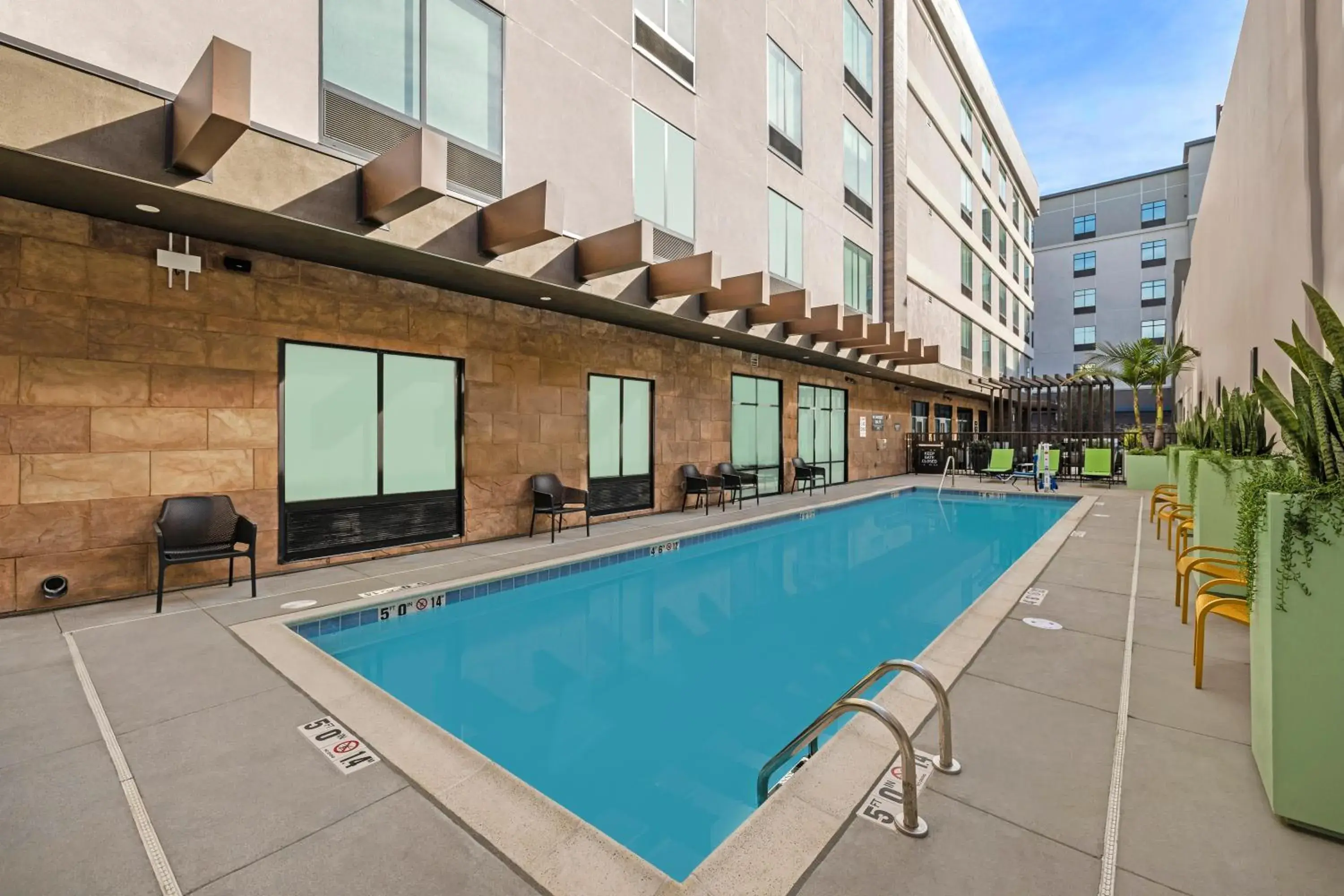 Swimming pool in Home2 Suites By Hilton Riverside Downtown Swimming pool in Home2 Suites By Hilton Riverside Downtown