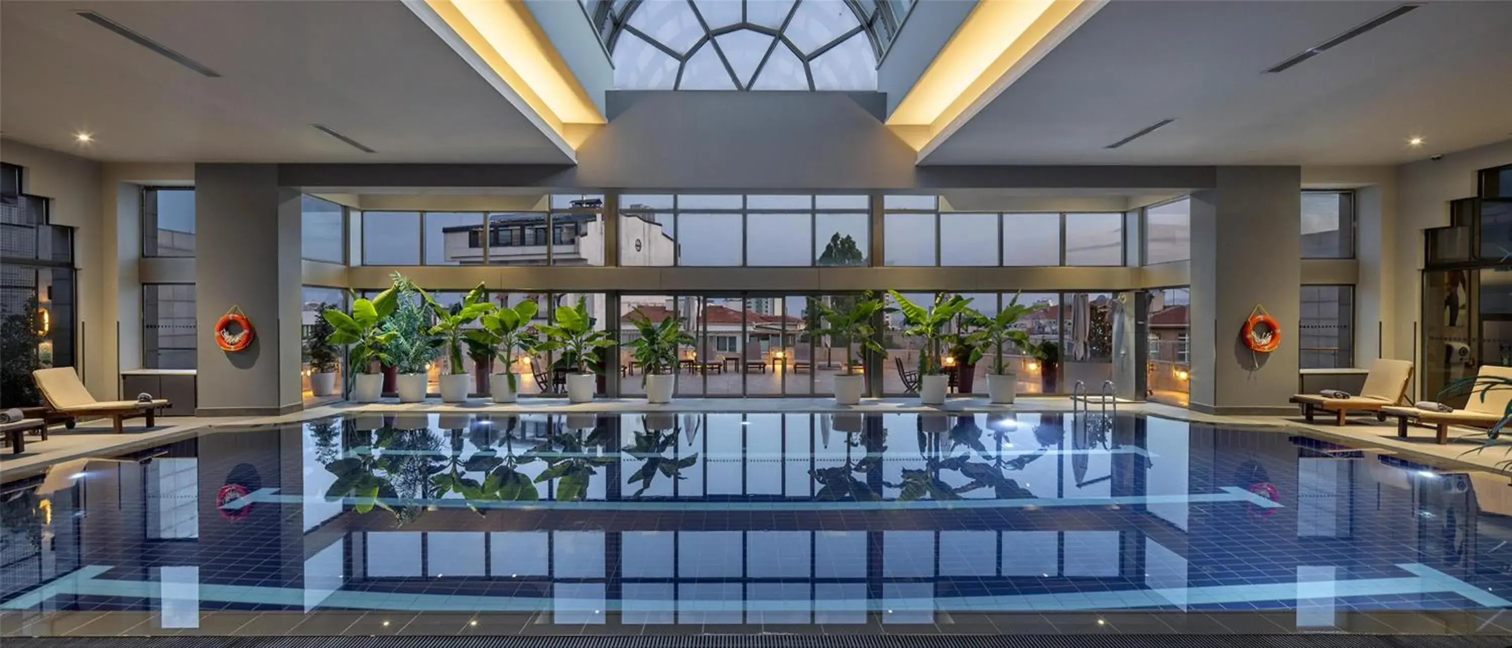 Pool view in Ankara HiltonSA Pool view in Ankara HiltonSA