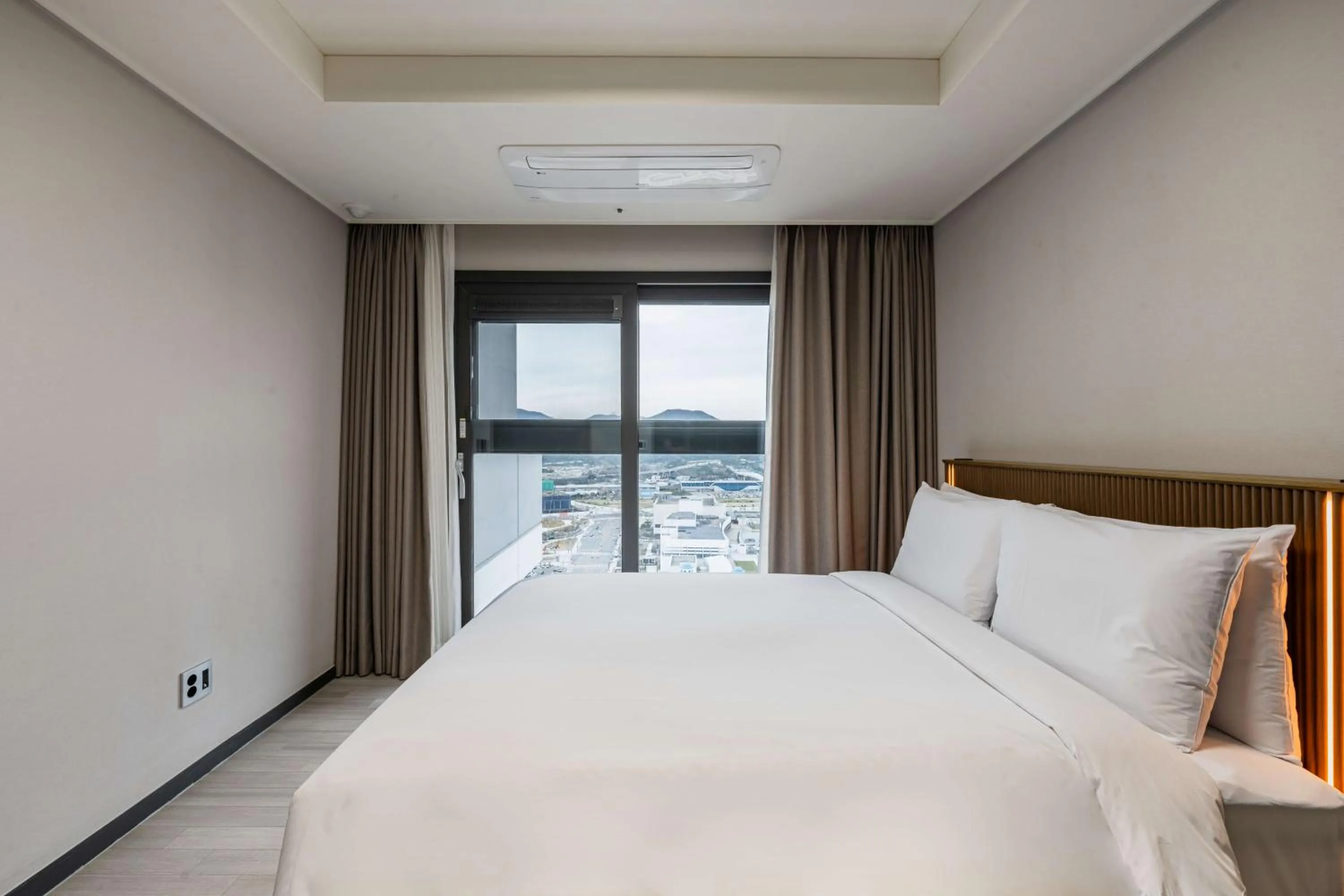 Bed in Odays Osiria Residence