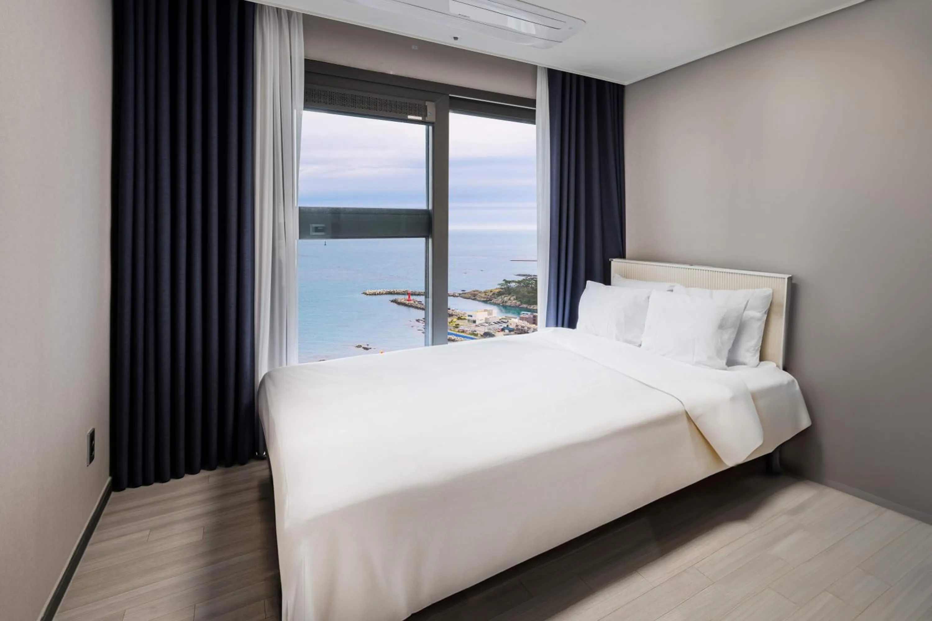 Bed in Odays Osiria Residence