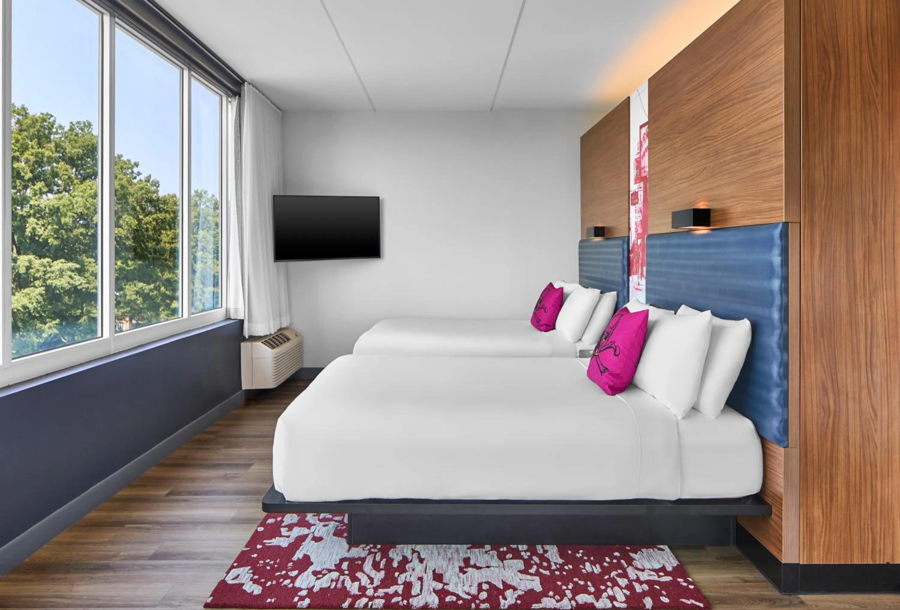 Bed in Aloft Raleigh