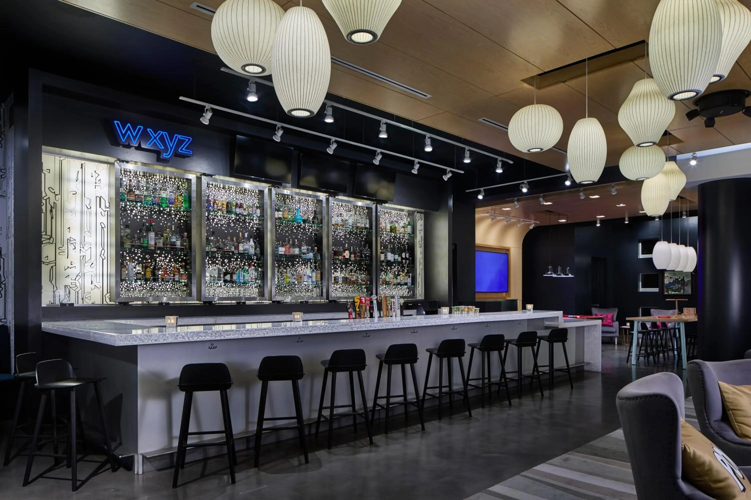 Lounge or bar in Aloft Raleigh