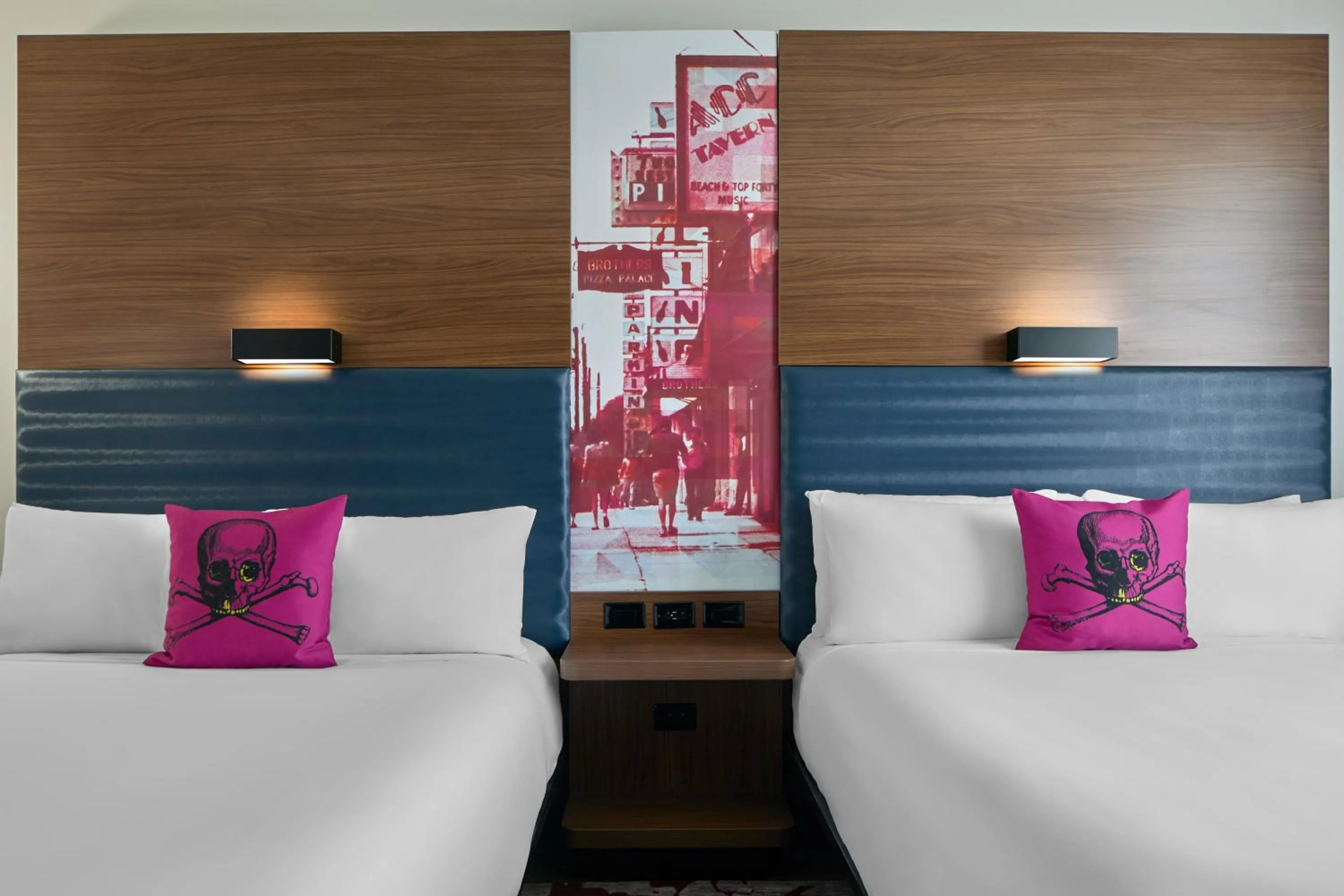 Bed in Aloft Raleigh