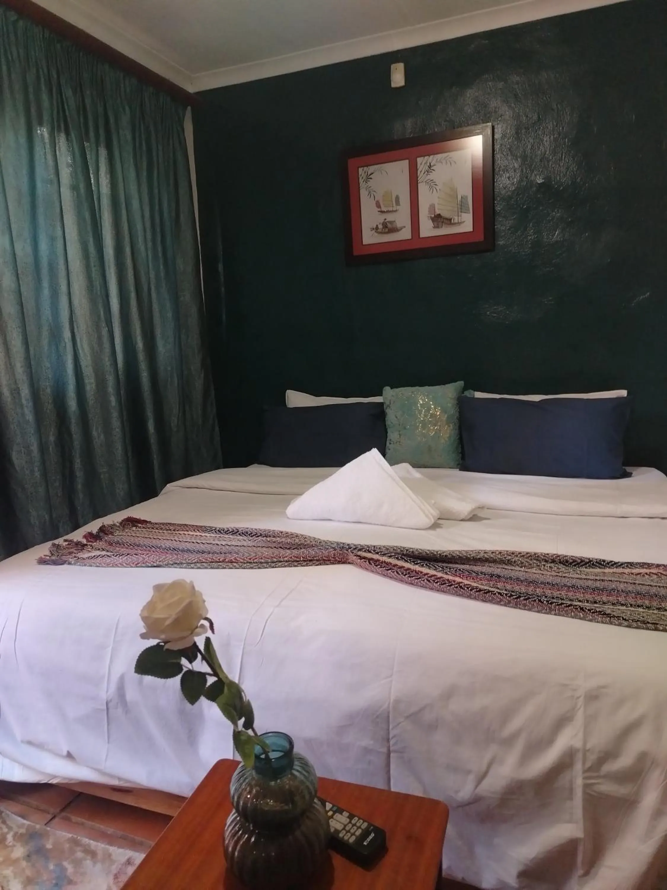 Bed in Brookyard Guest House