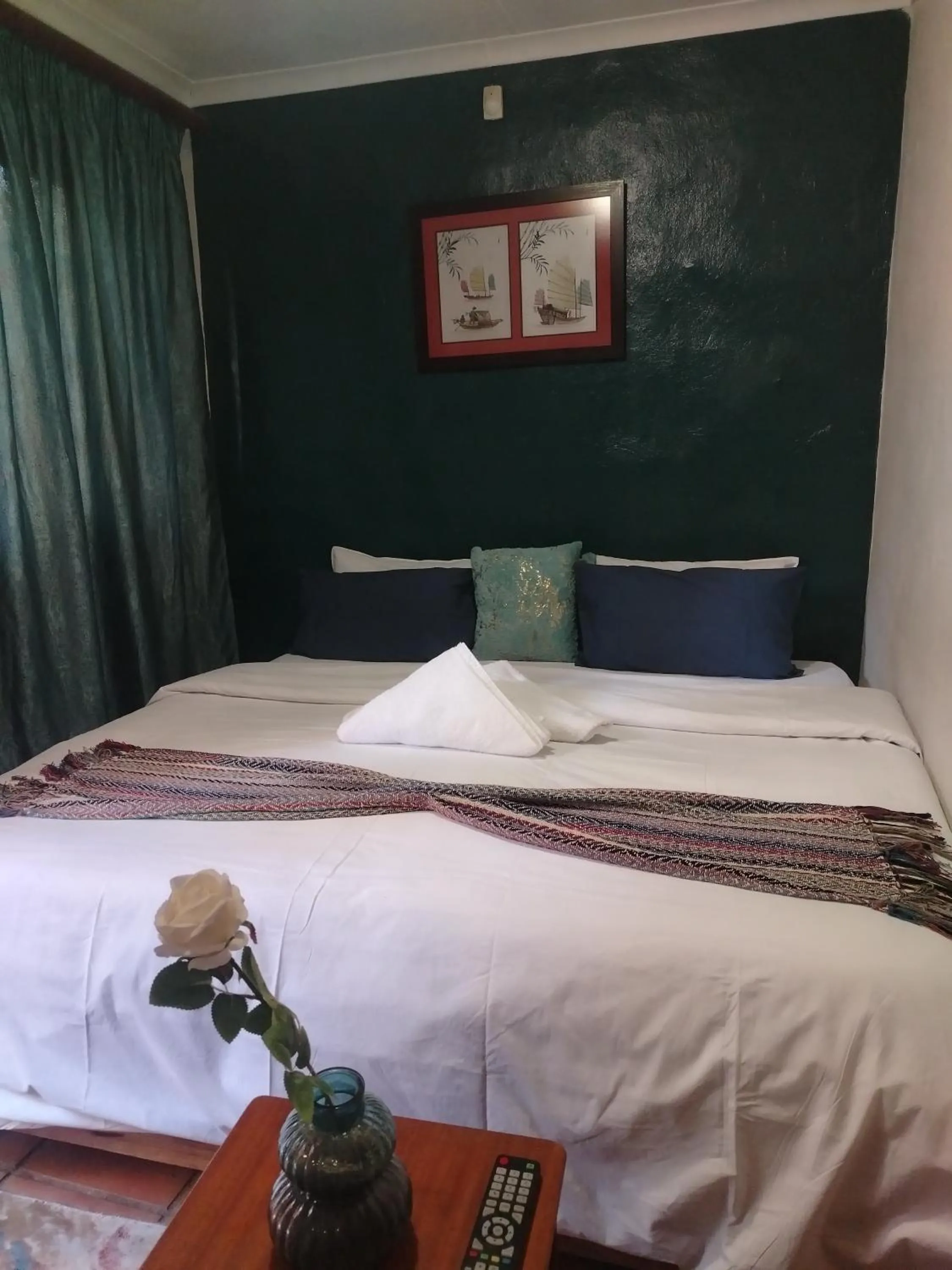 Bed in Brookyard Guest House