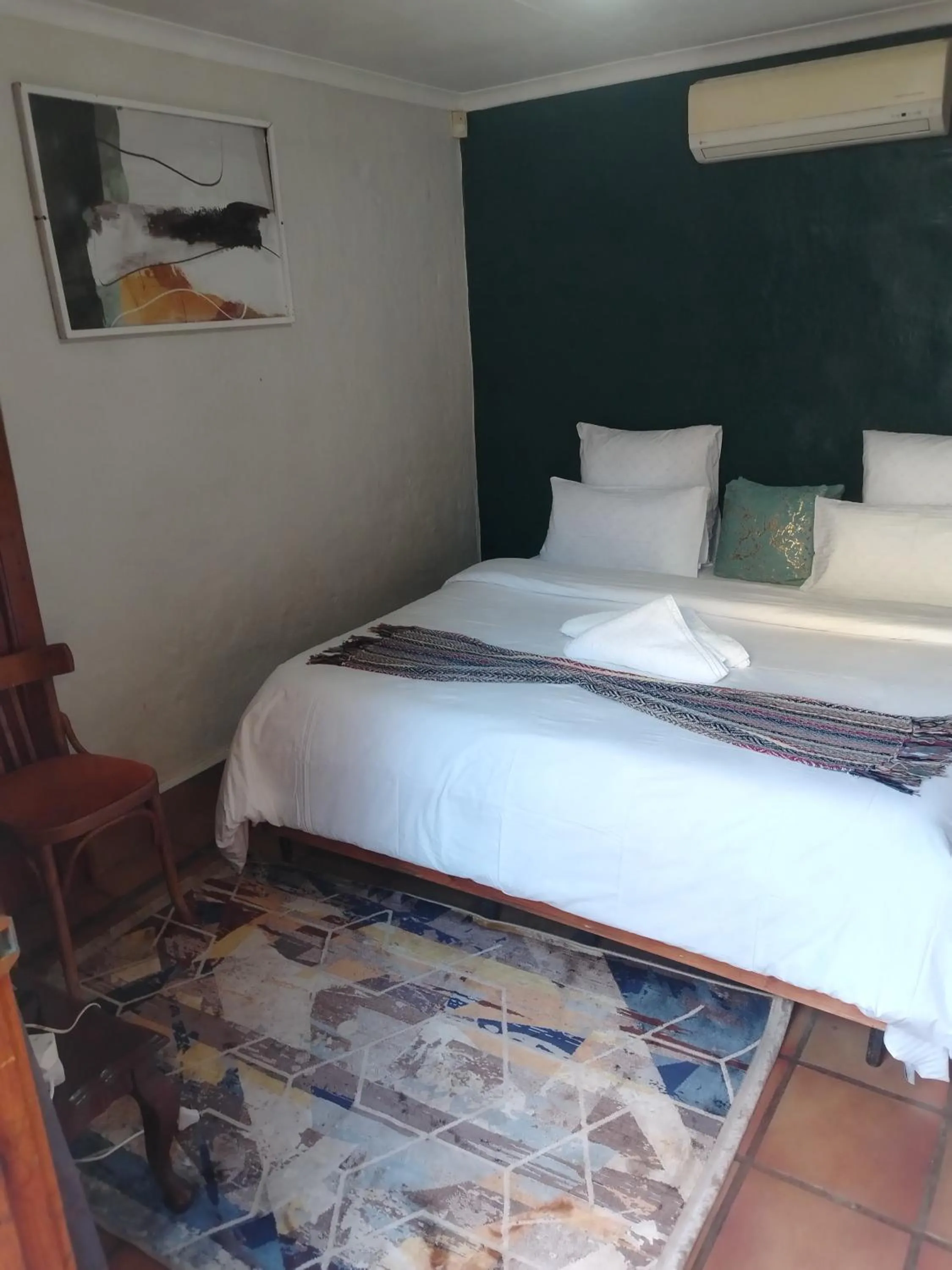 Bed in Brookyard Guest House