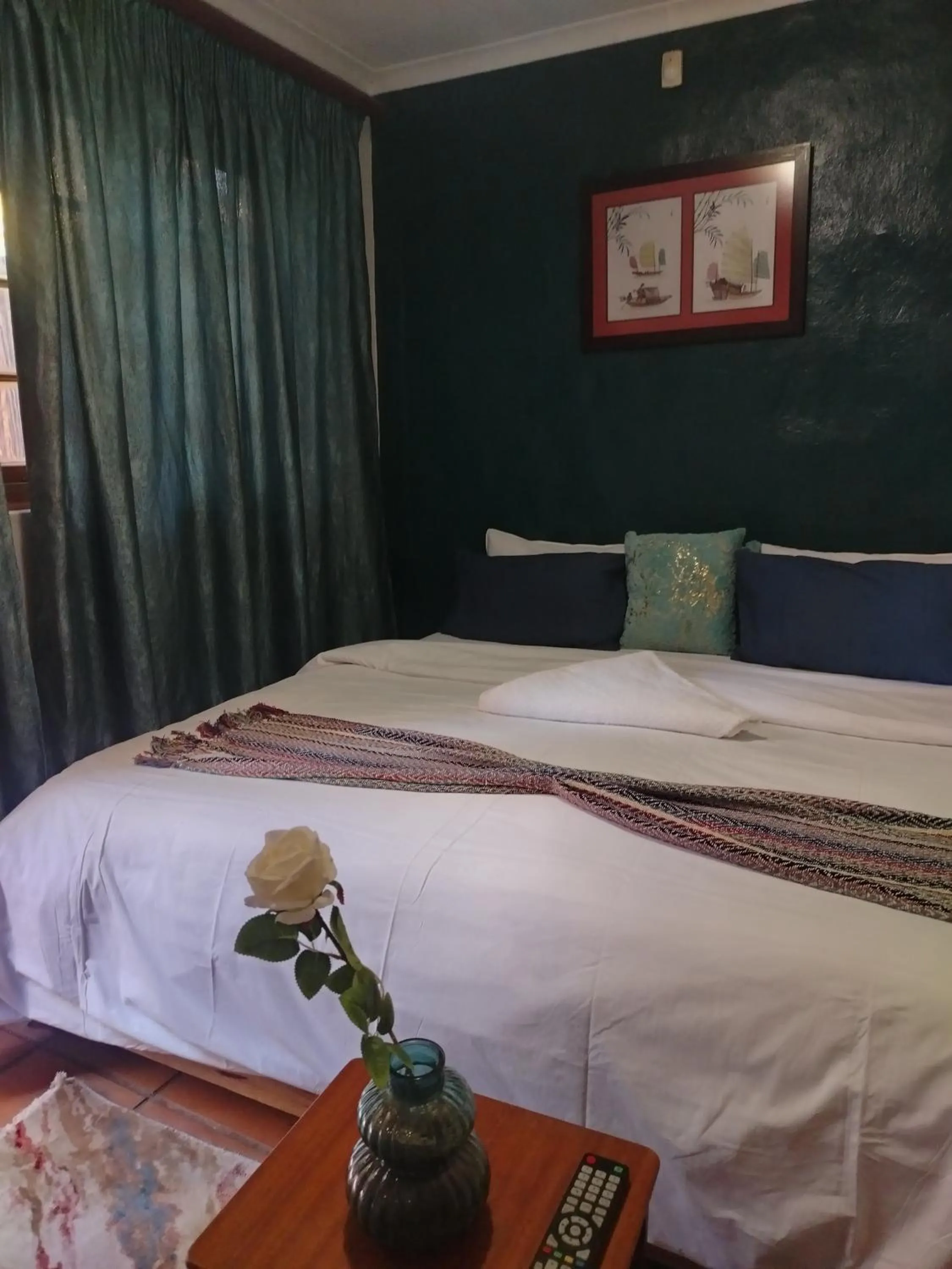 Bed in Brookyard Guest House