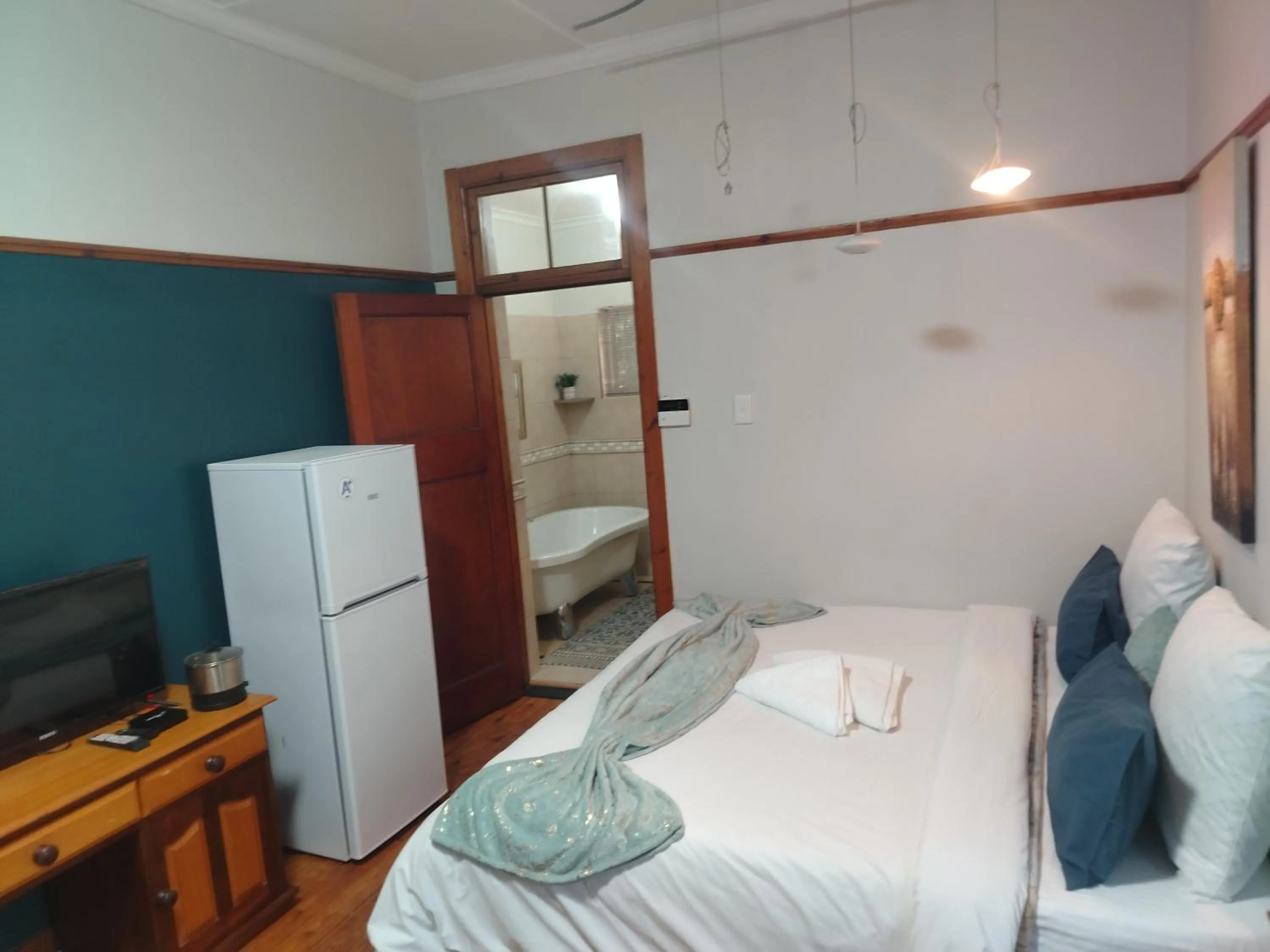 Bed in Brookyard Guest House