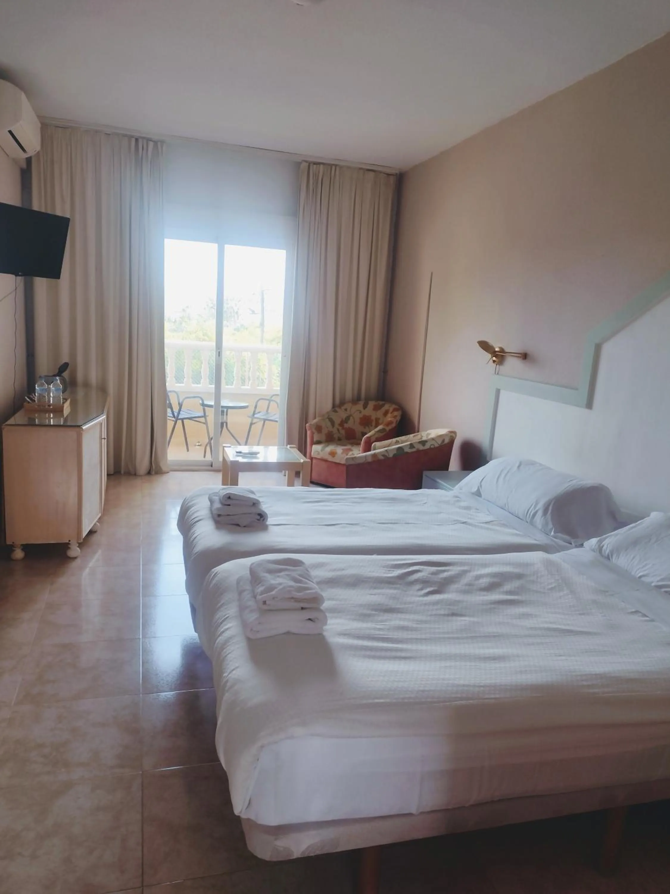 Bed in Hotel Algorfa