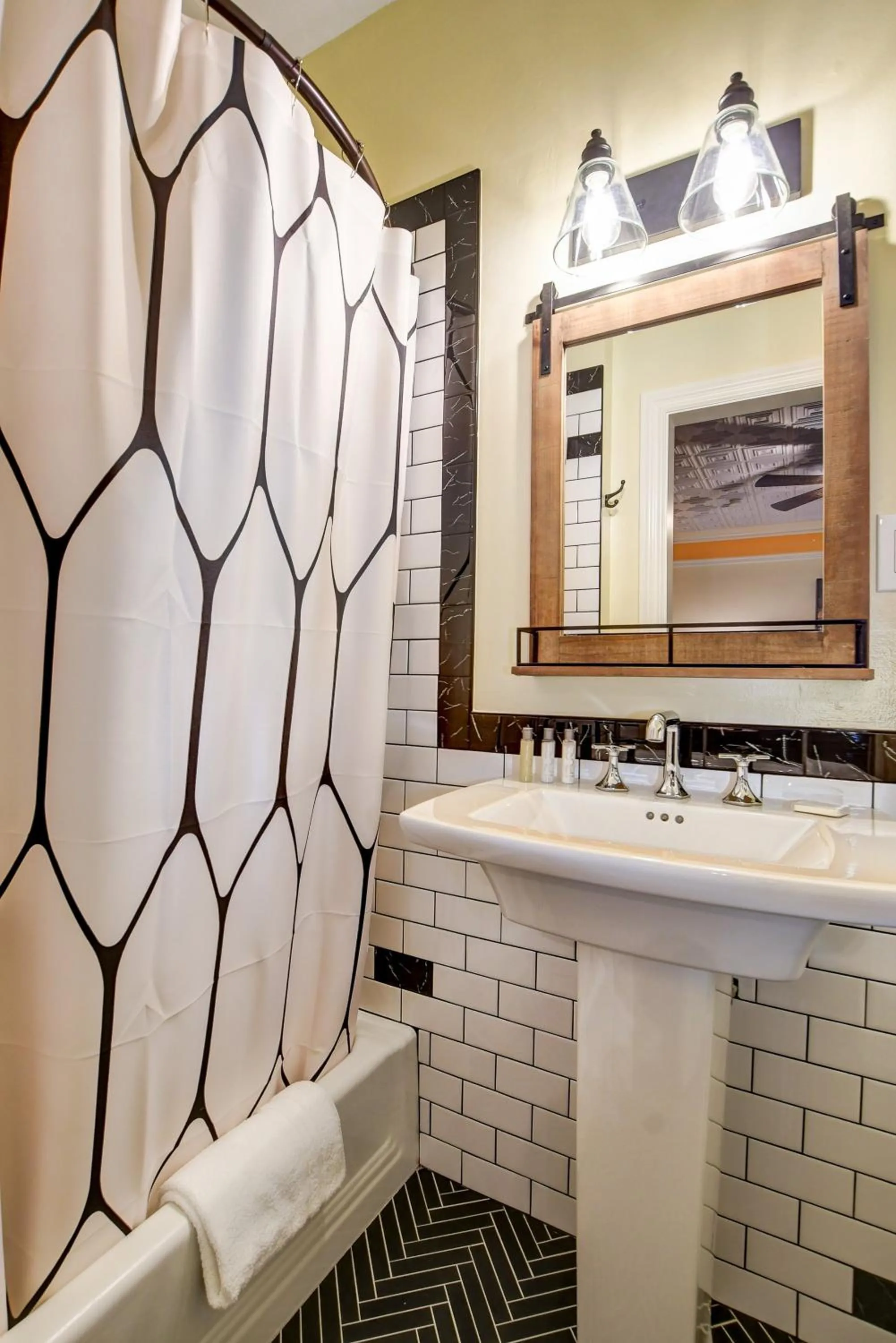 Photo of the whole room in Hotel St Michael, BW Premier Collection