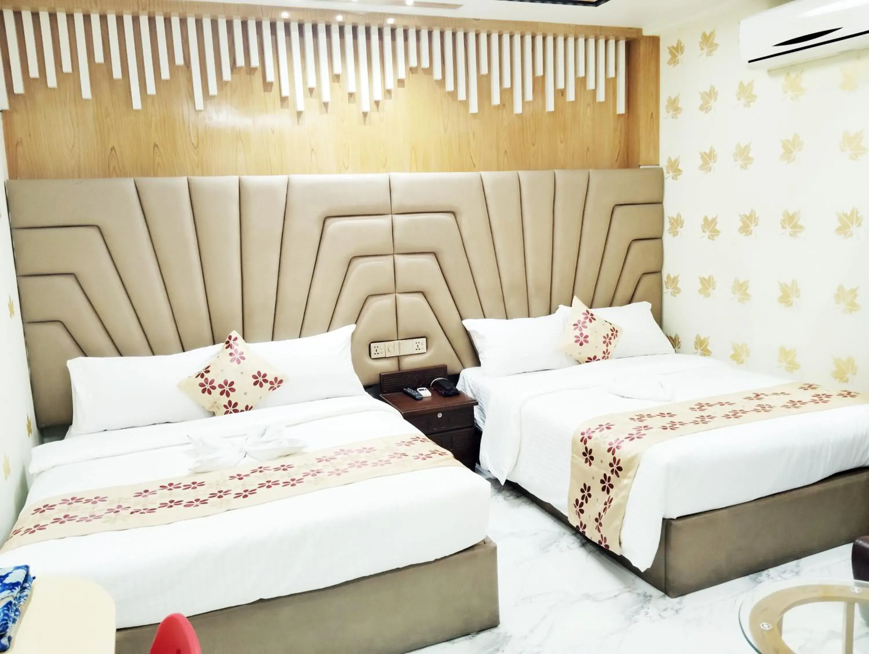 Hotel Luxury Inn Hotel Luxury Inn