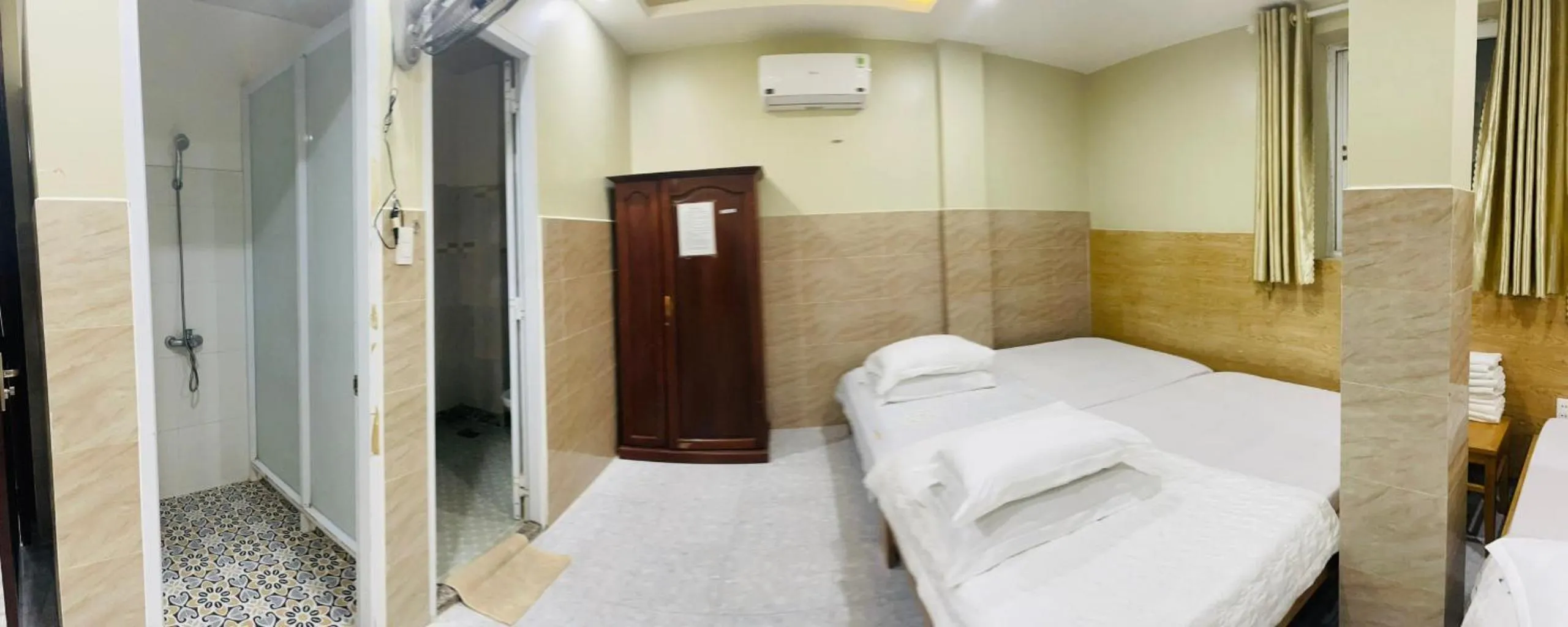 Bed in Thuy Van Hotel