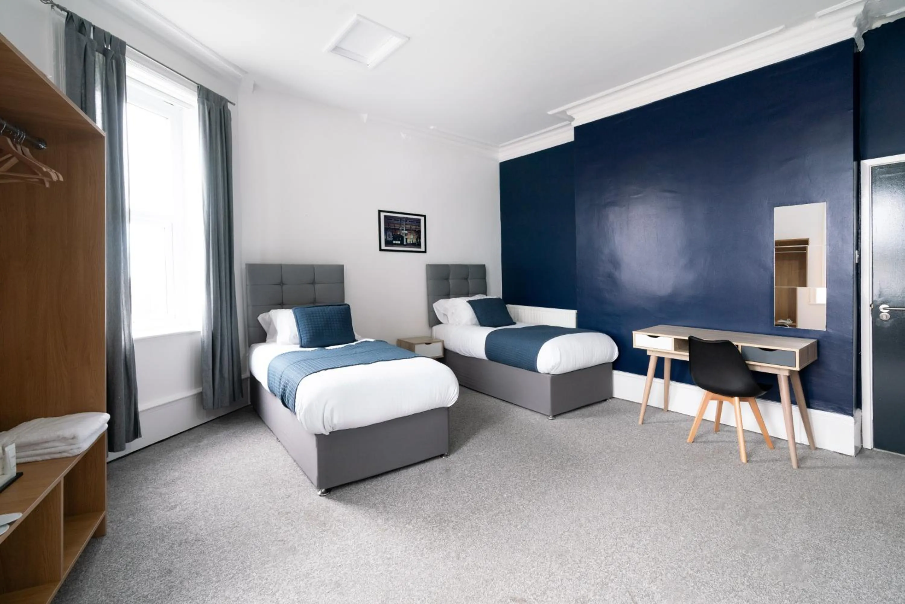 Twin Room with Shared Bathroom in Citysteps Hotels Newcastle West