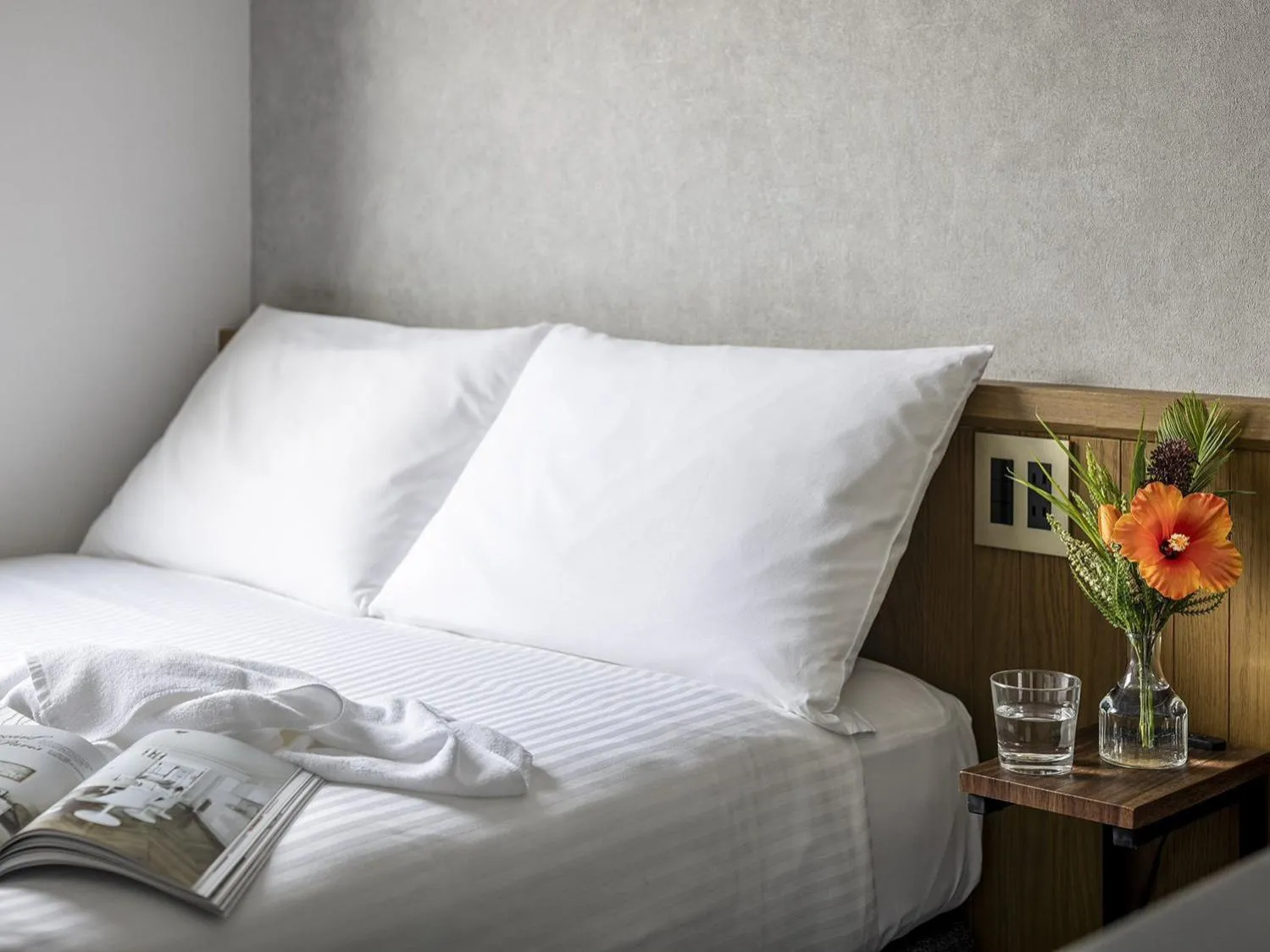 Area and facilities, Bed in Estinate Hotel Naha