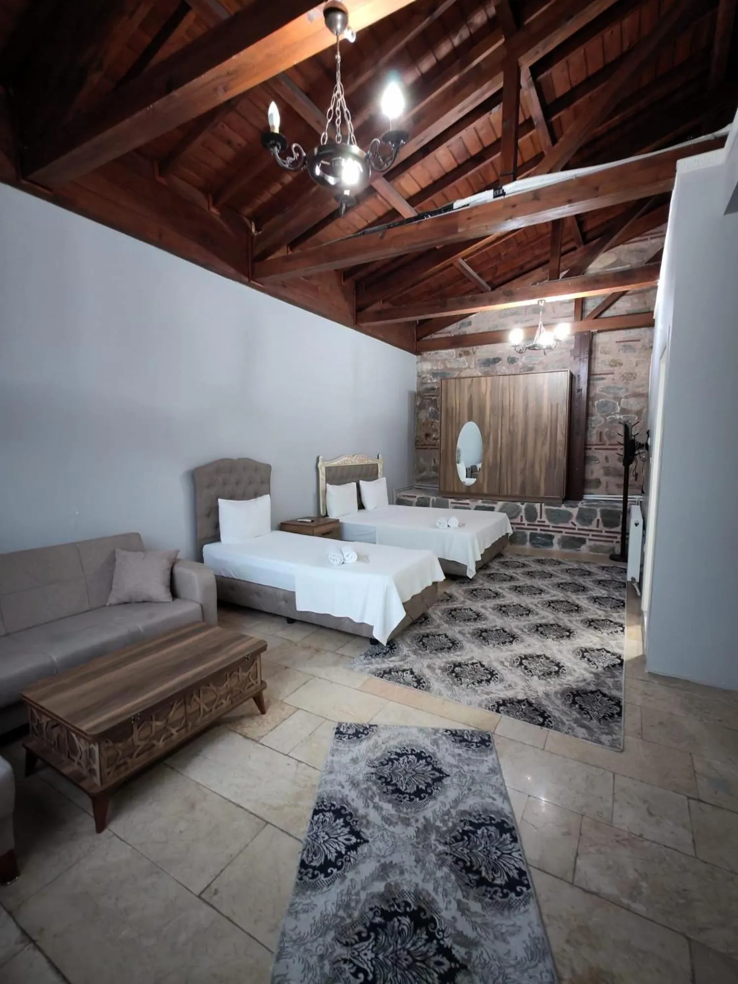 Bed in Bursa İpekyolu Hotel