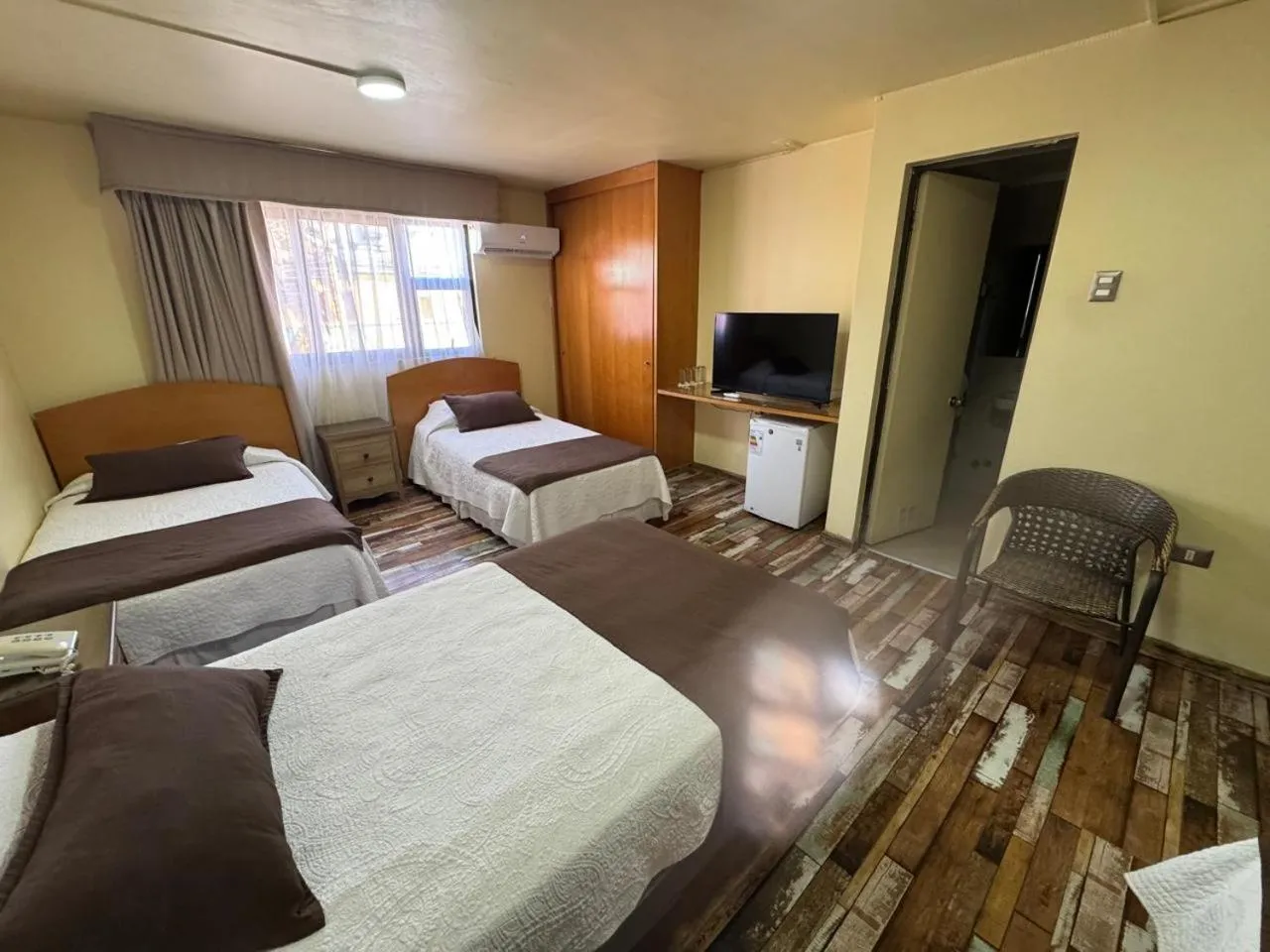 TV and multimedia, Bed in Hotel Cano