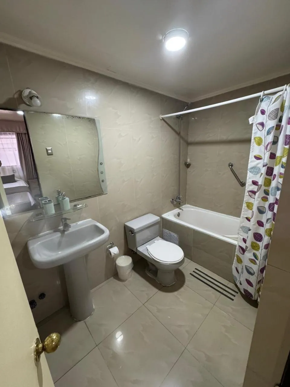 Shower in Hotel Cano