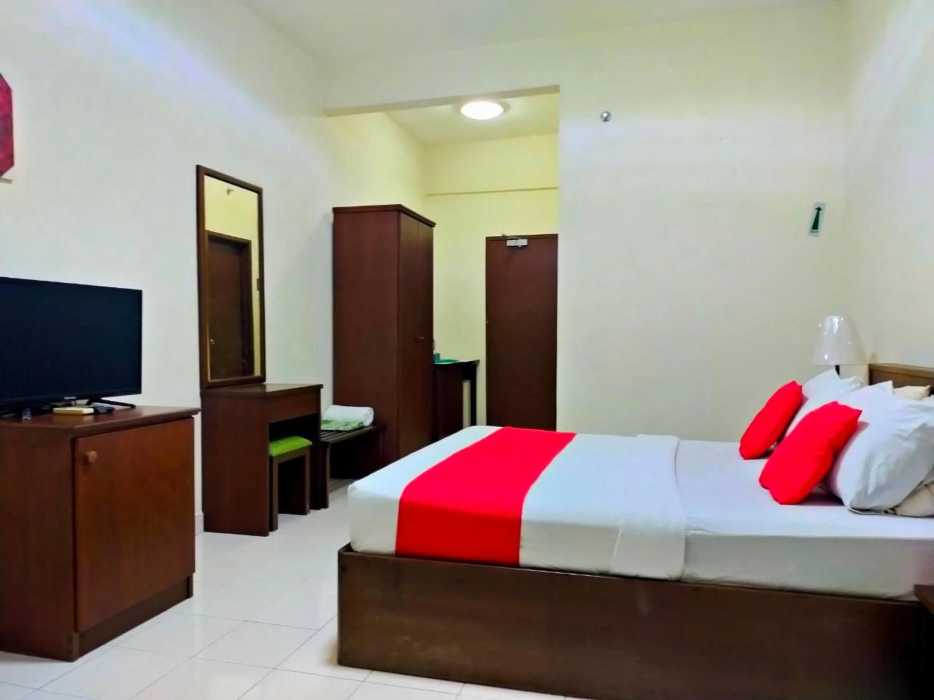Bedroom, Bed in Capital O Suria Urban Escape