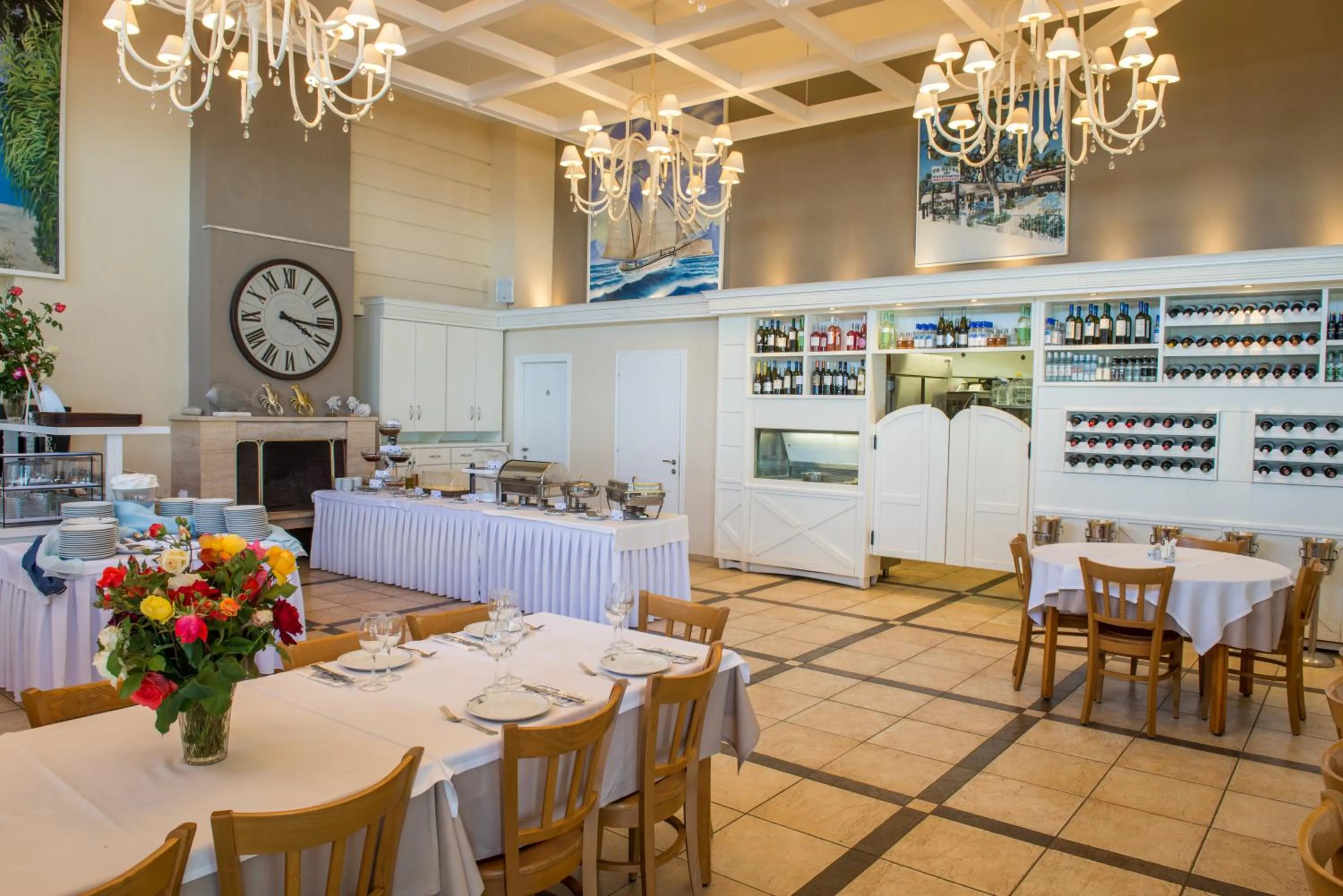Restaurant/places to eat in Kalisun Pool House by Georgalas