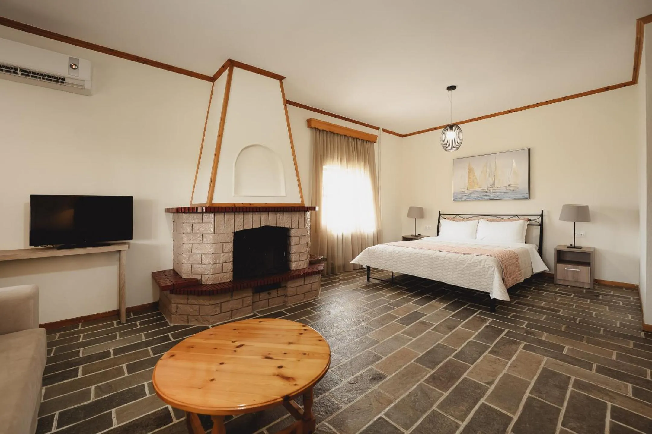 Bedroom, Bed in Kalisun Pool House by Georgalas