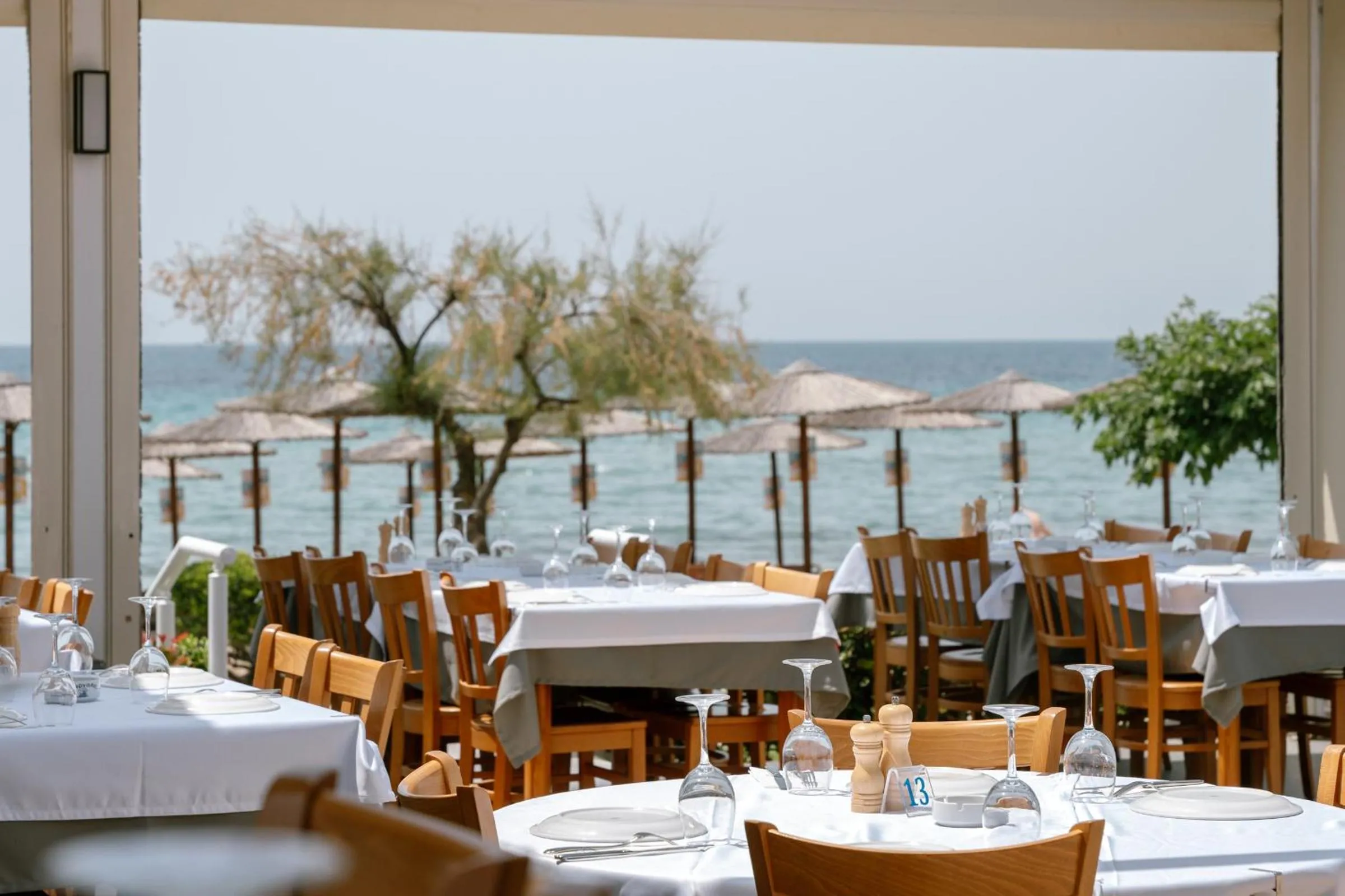 Restaurant/places to eat in Kalisun Pool House by Georgalas