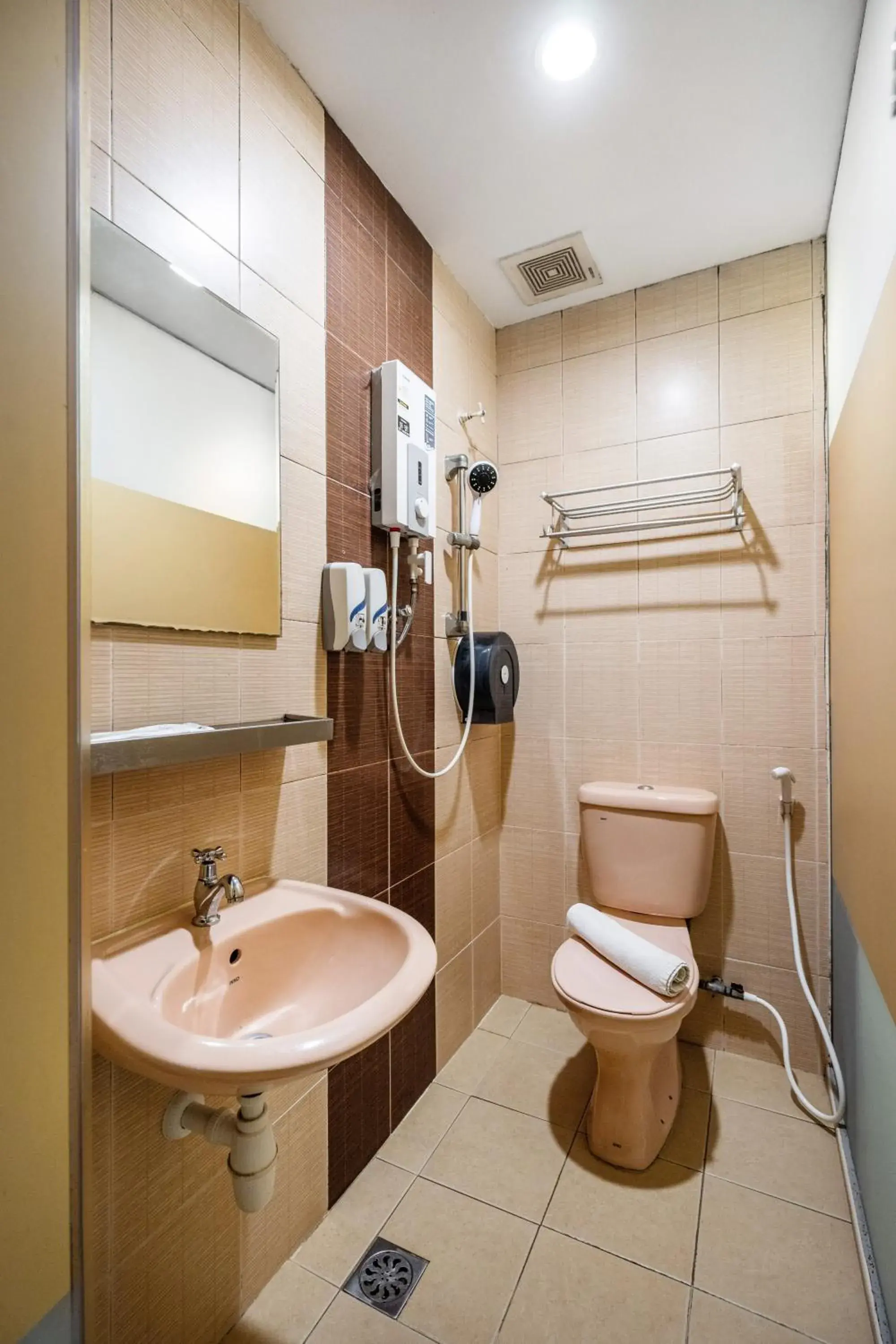 Lavender Inn Permas Jaya Lavender Inn Permas Jaya