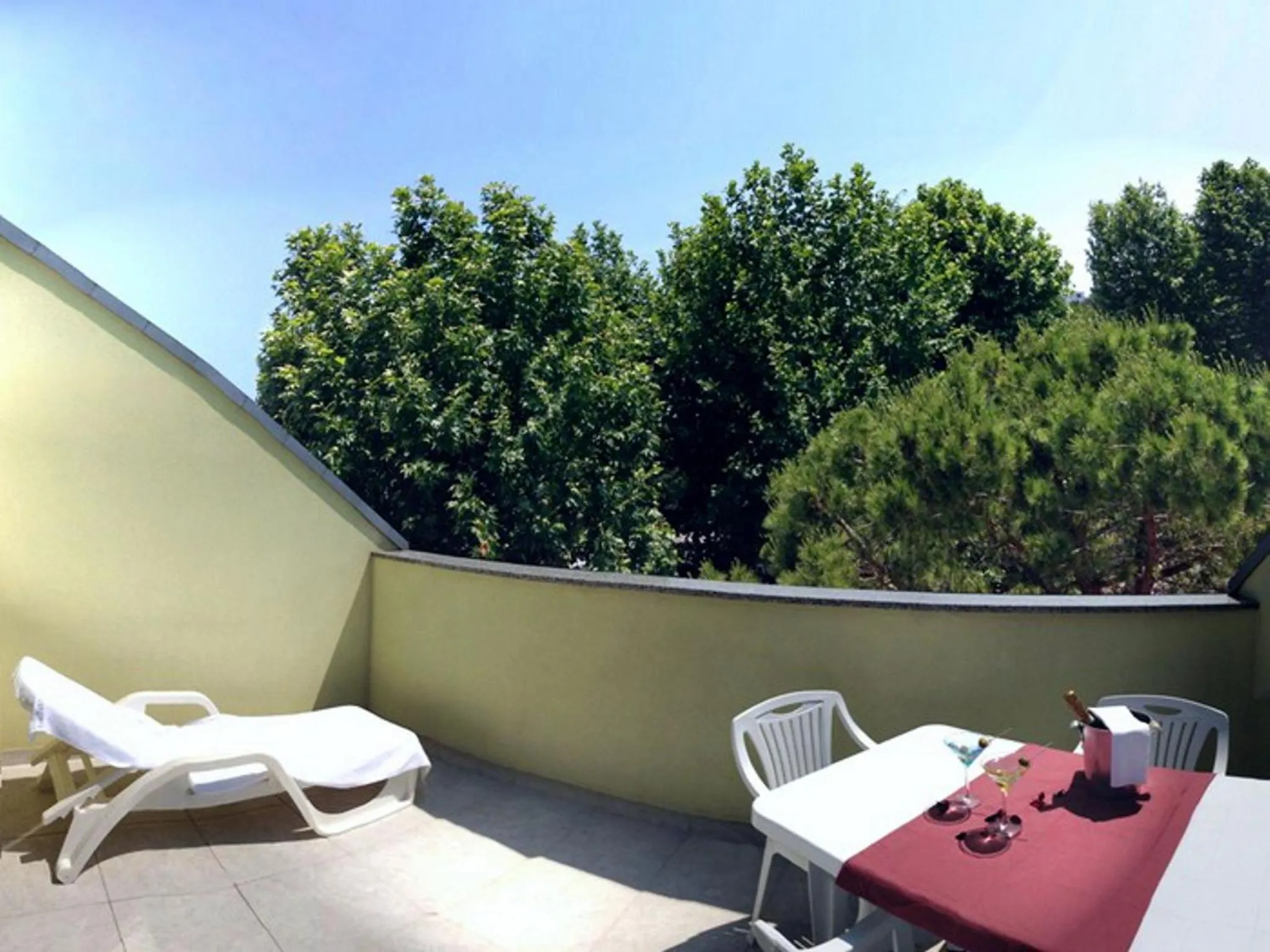 Balcony/Terrace in Residence Bright Star
