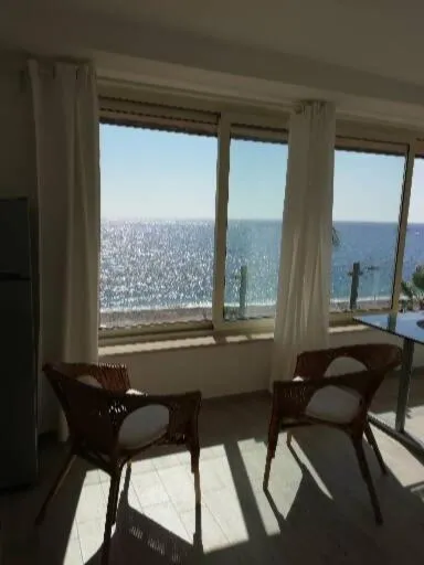 Sea view in Akron B&B