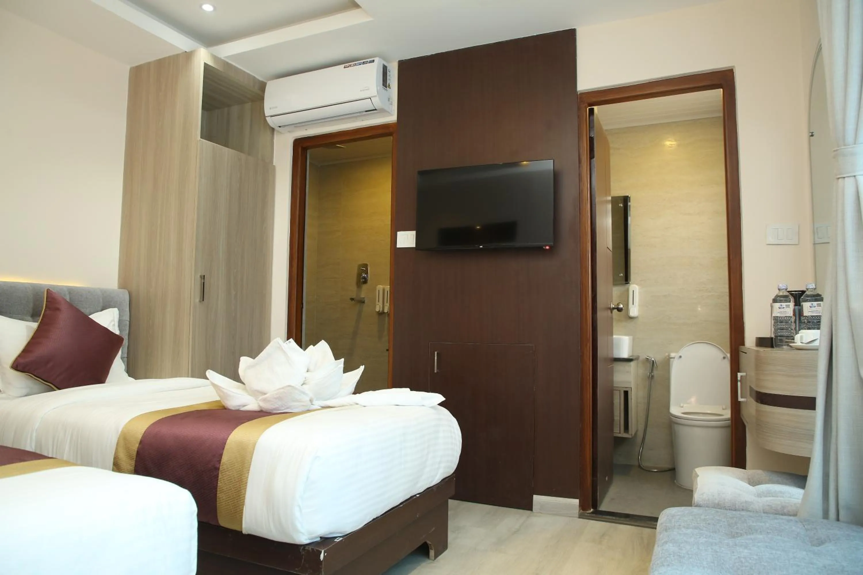 Economy Double or Twin Room in Hotel Tapowan