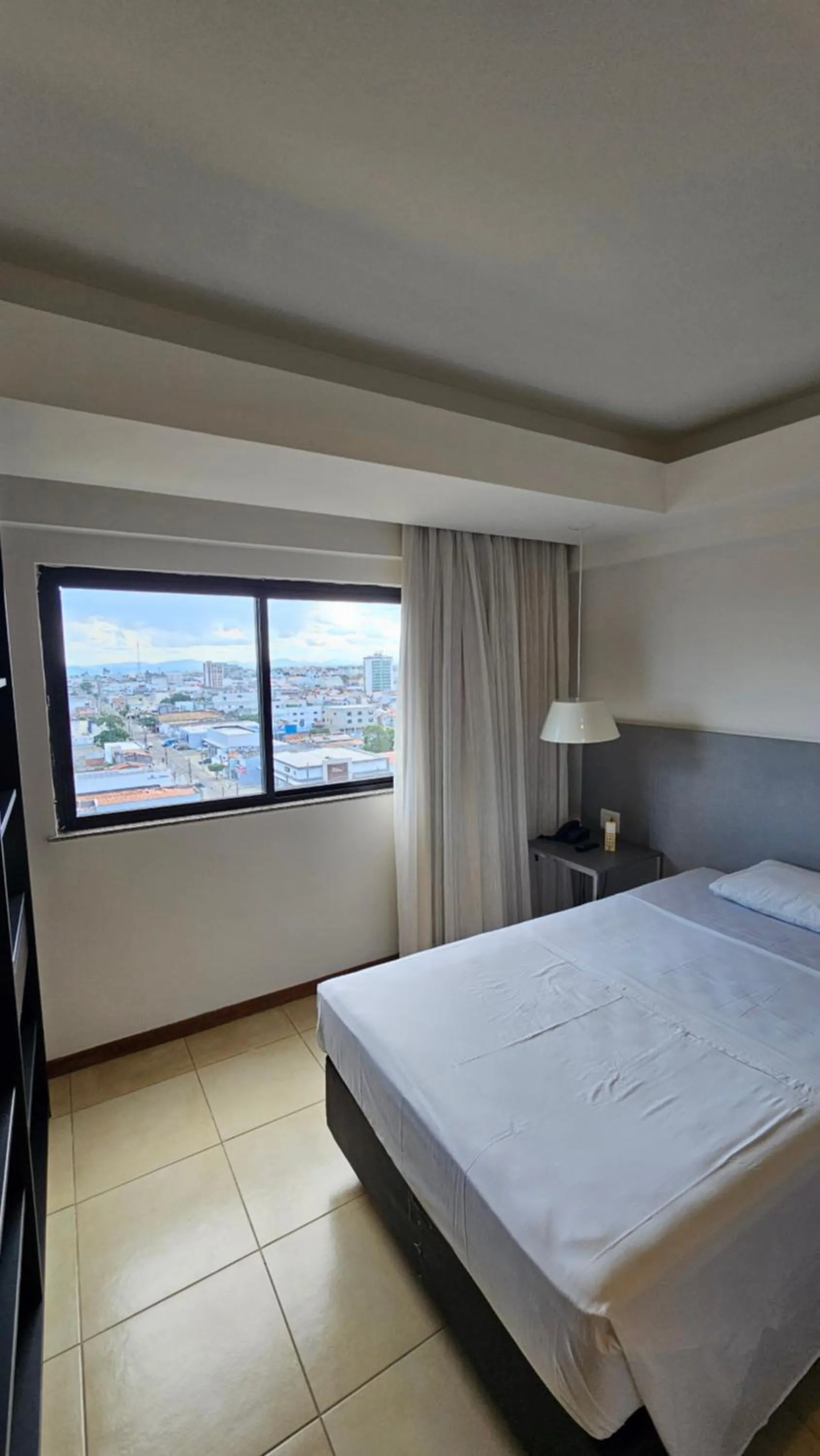Flat 01 Celita Franca Business