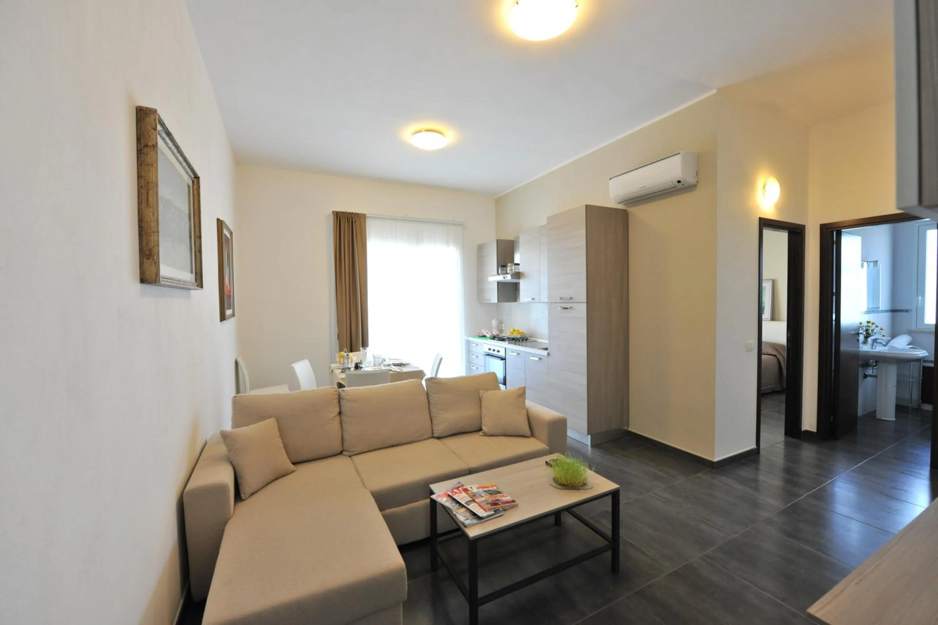 Dining area in Case Mistretta