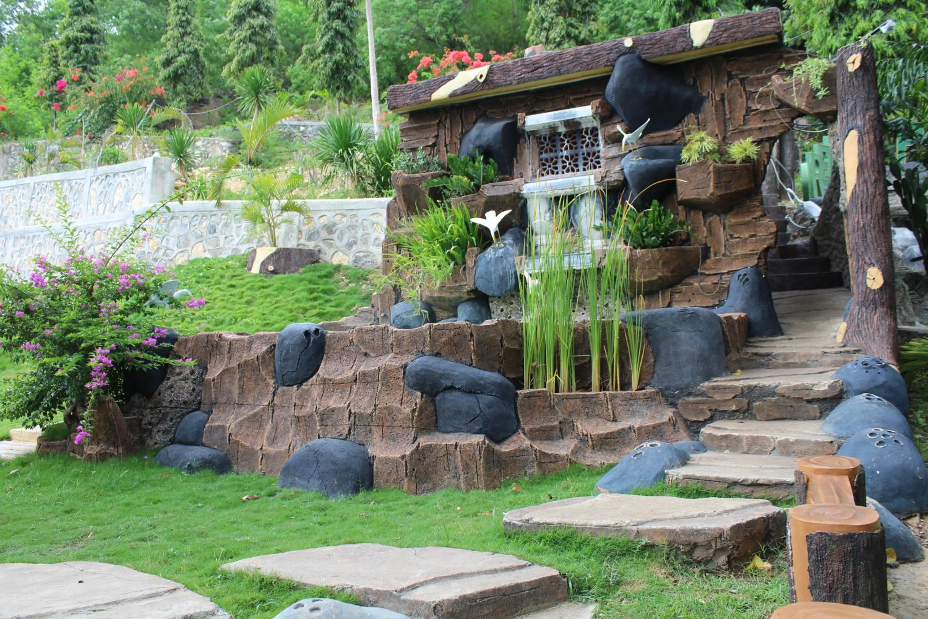 Property building in Hotel Green Prundi