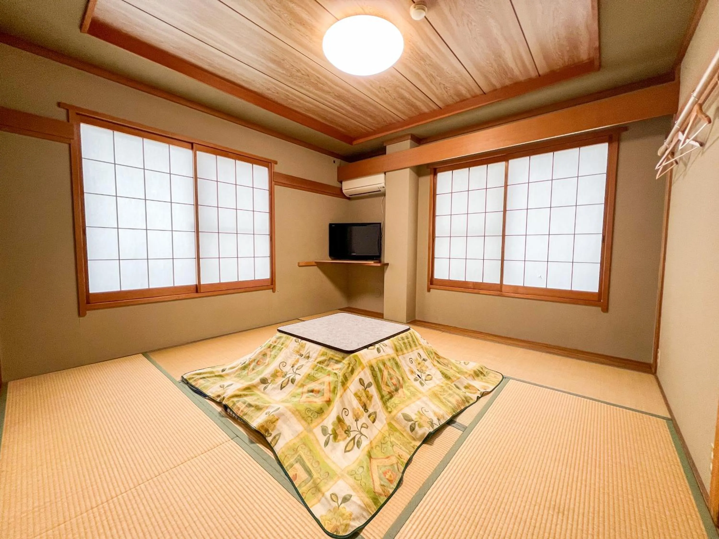 Japanese-Style Standard Room in Chouchinya