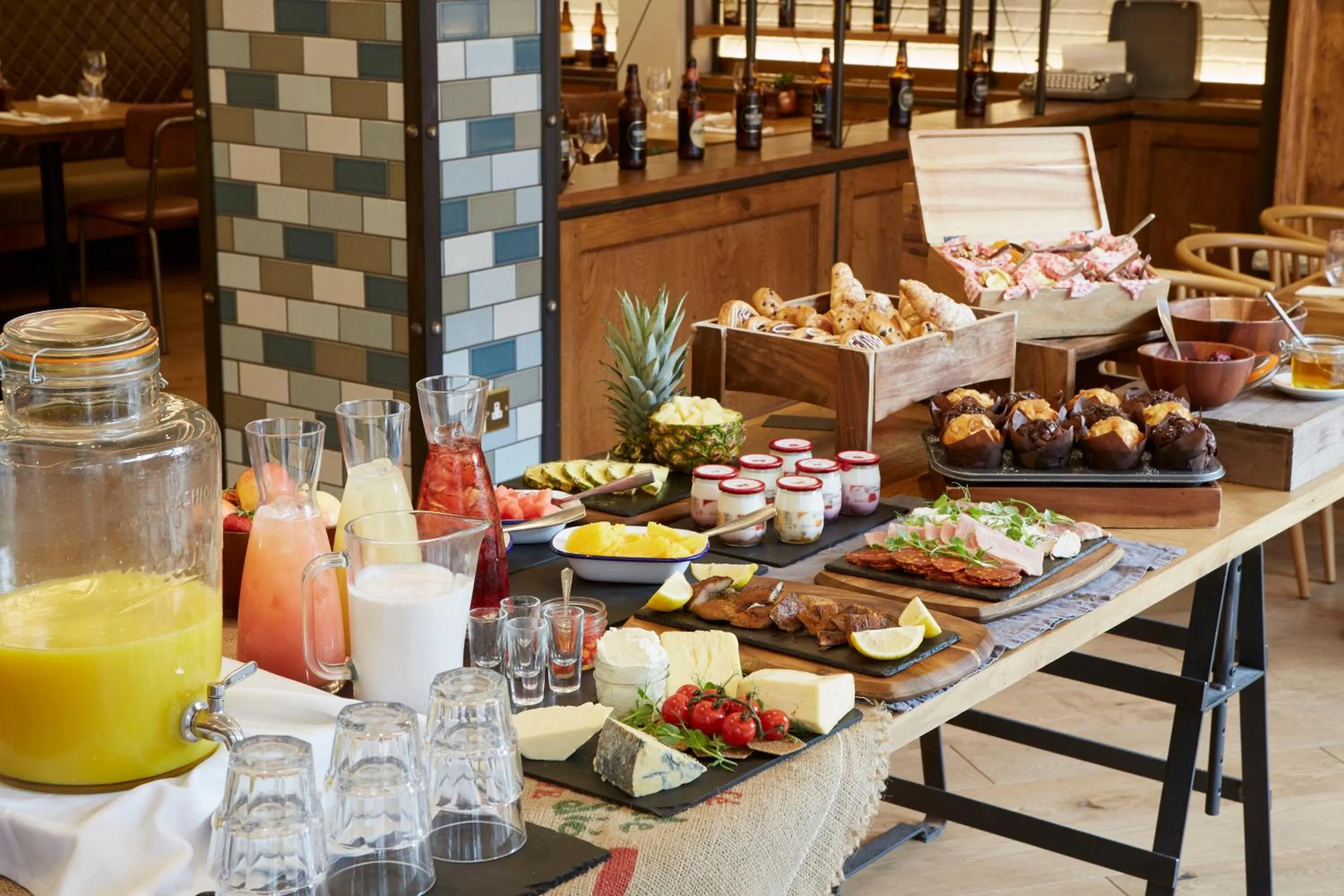 Breakfast in Hotel Indigo York by IHG