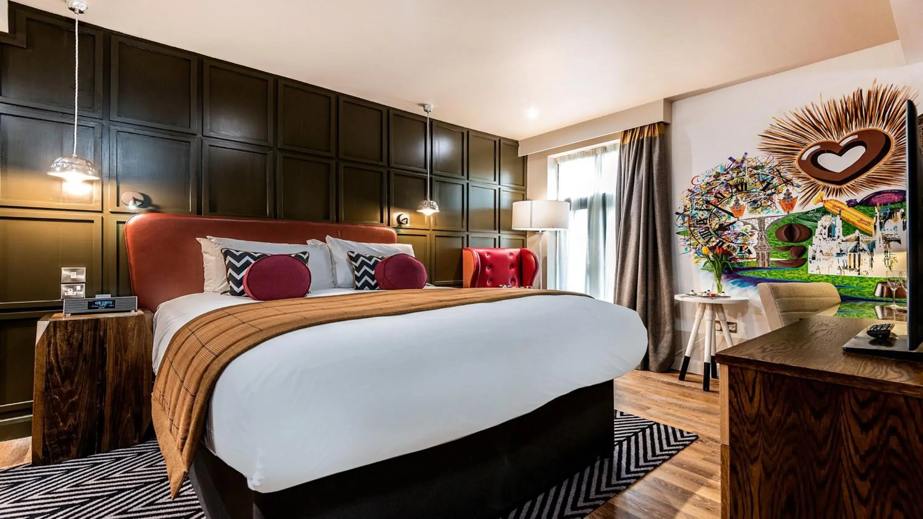 Standard King Room in Hotel Indigo York by IHG Standard King Room in Hotel Indigo York by IHG