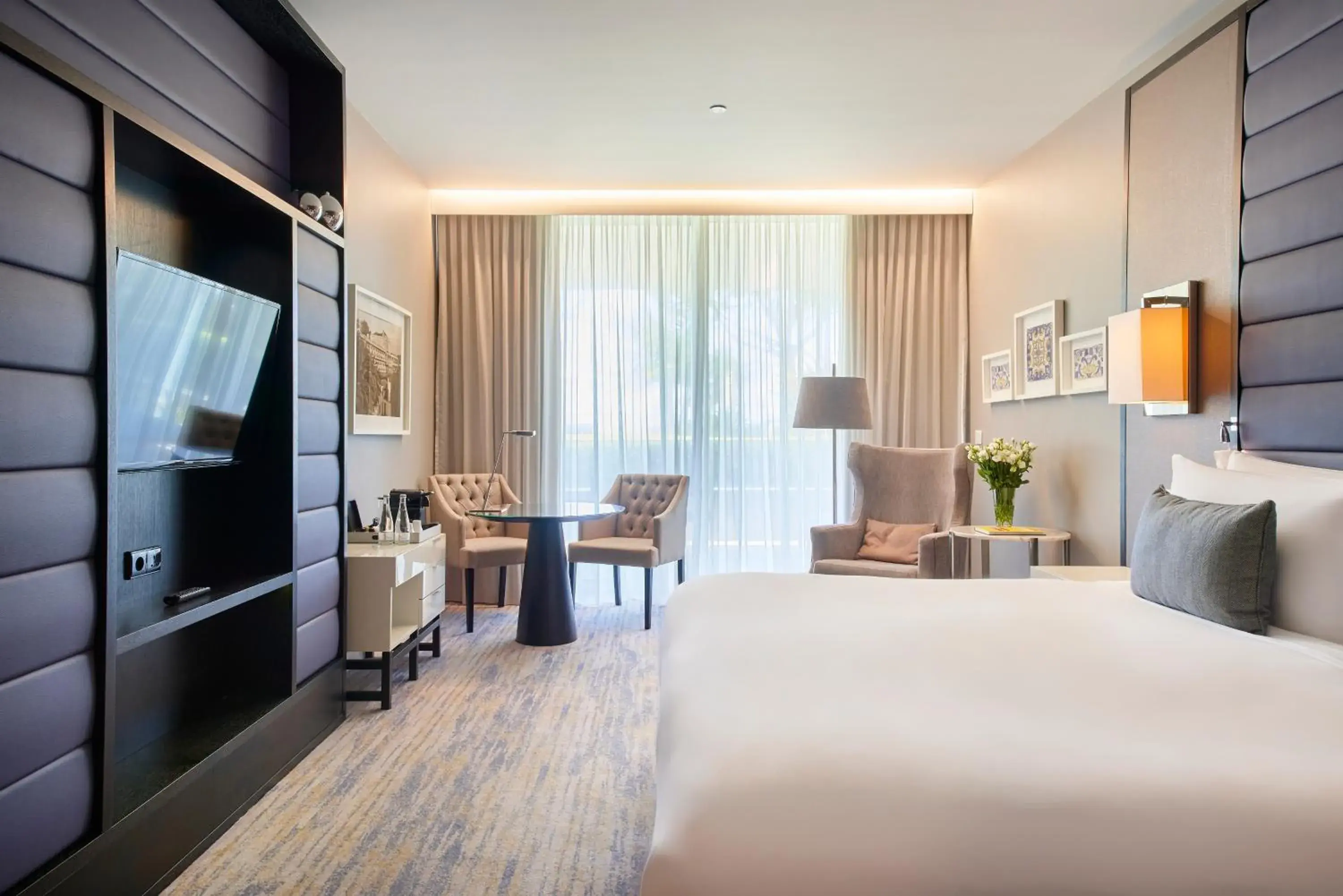 Bed in InterContinental Cascais-Estoril by IHG Bed in InterContinental Cascais-Estoril by IHG