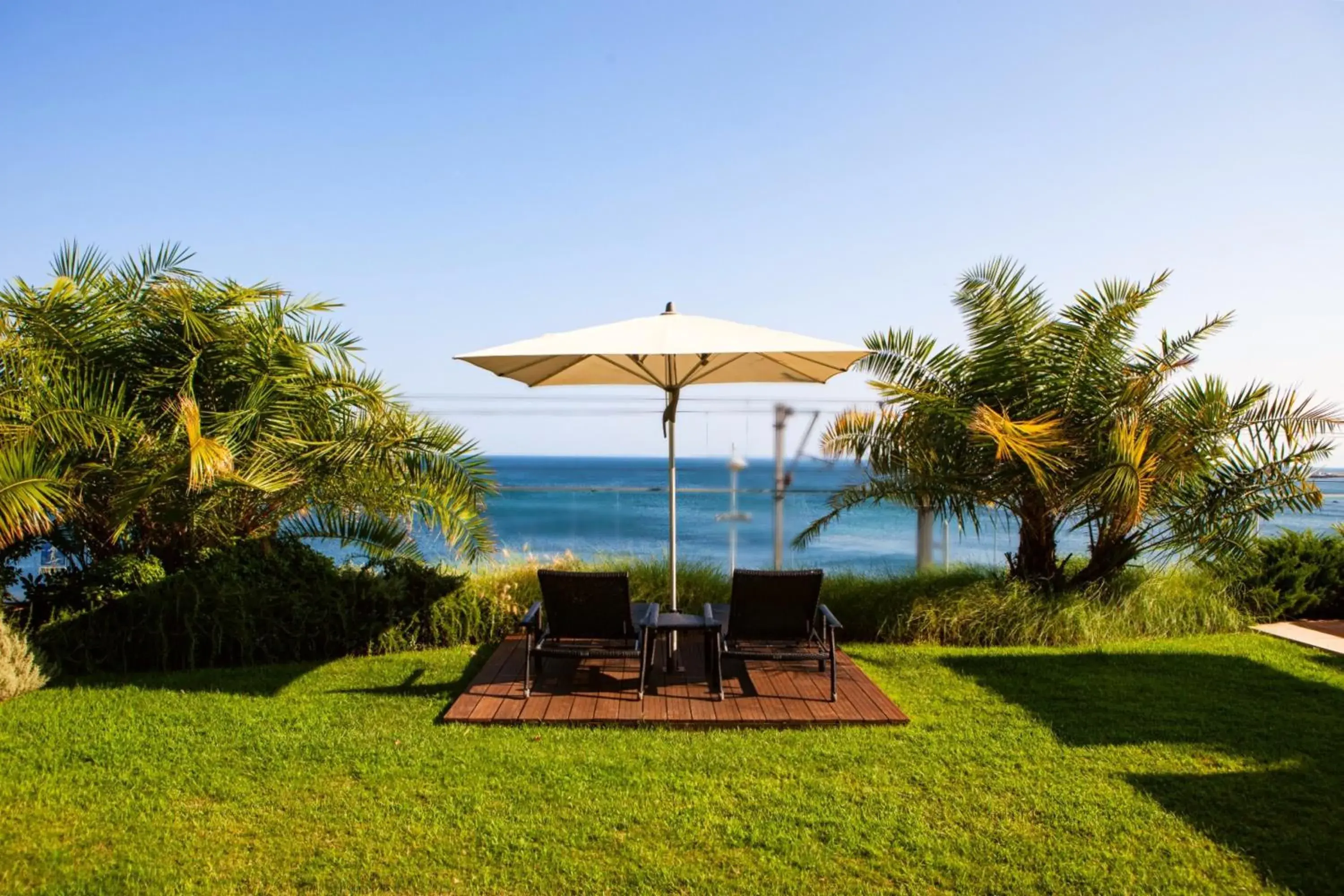 Lobby or reception in InterContinental Cascais-Estoril by IHG Lobby or reception in InterContinental Cascais-Estoril by IHG