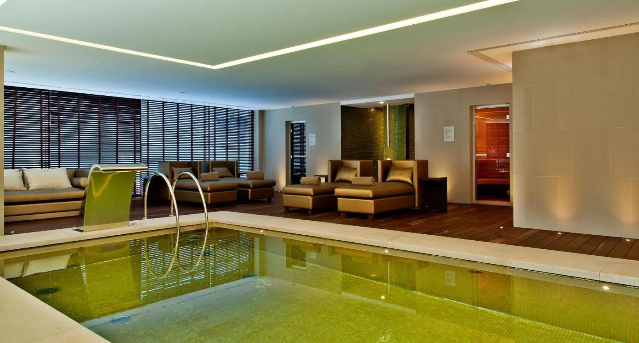 Swimming pool in InterContinental Cascais-Estoril by IHG Swimming pool in InterContinental Cascais-Estoril by IHG