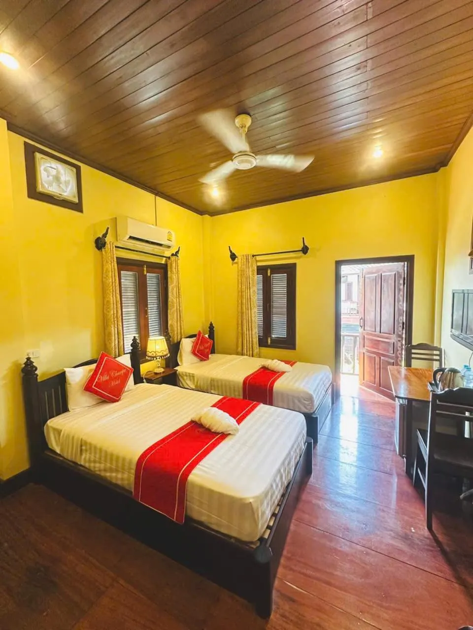 Photo of the whole room, Bed in Luang Prabang Champa Villa Hotel