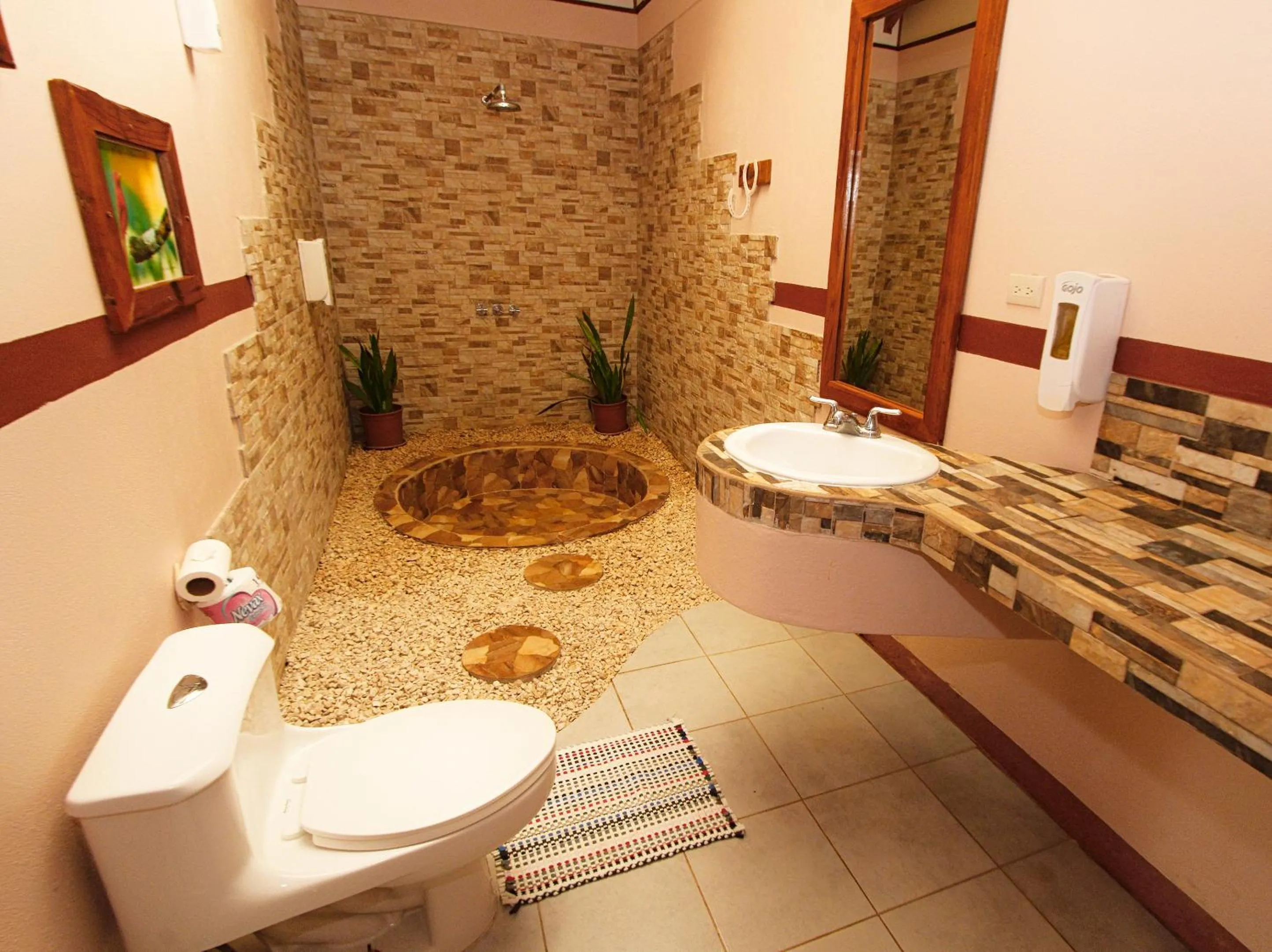 Toilet in Hotel Cerro Lodge