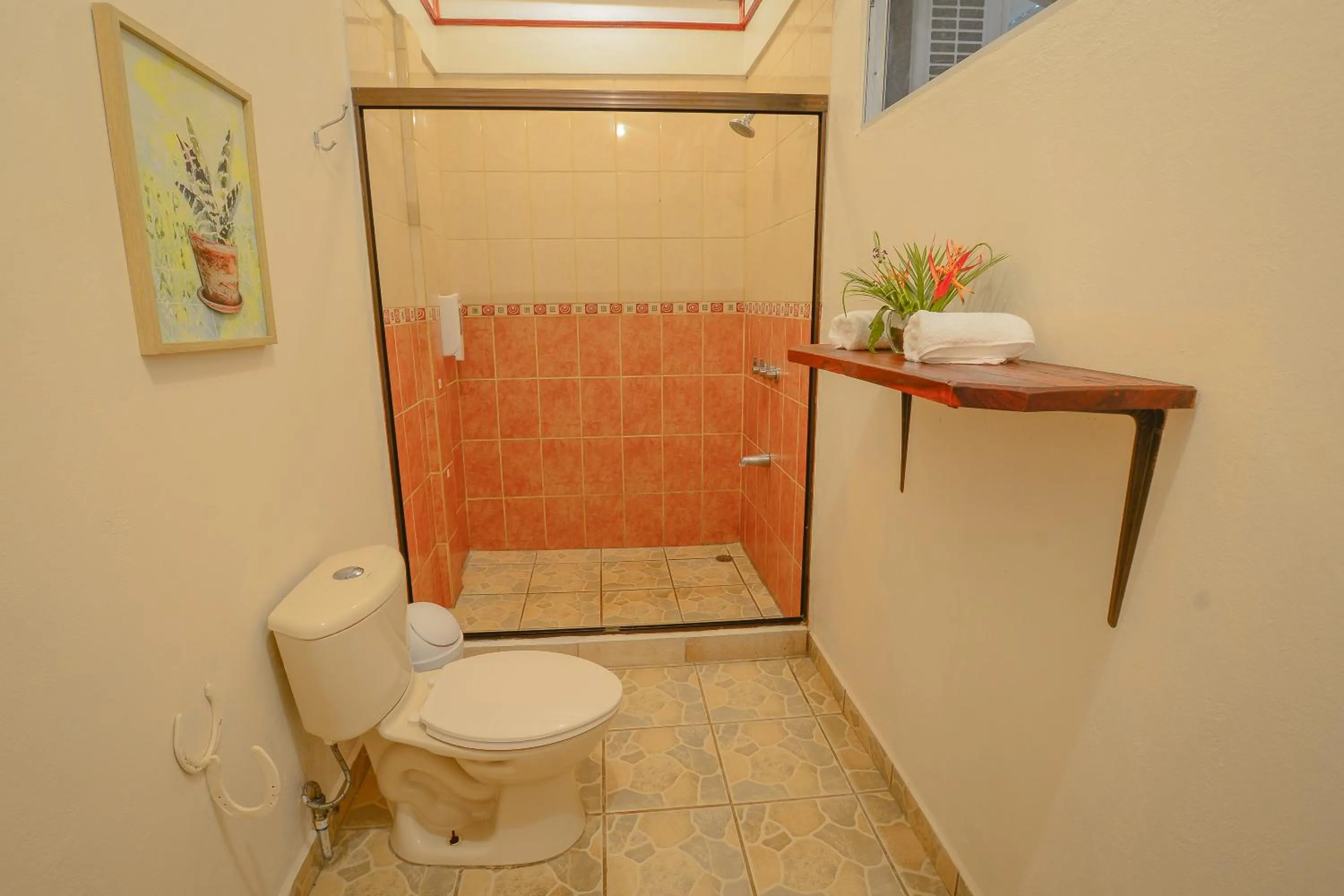 Toilet in Hotel Cerro Lodge
