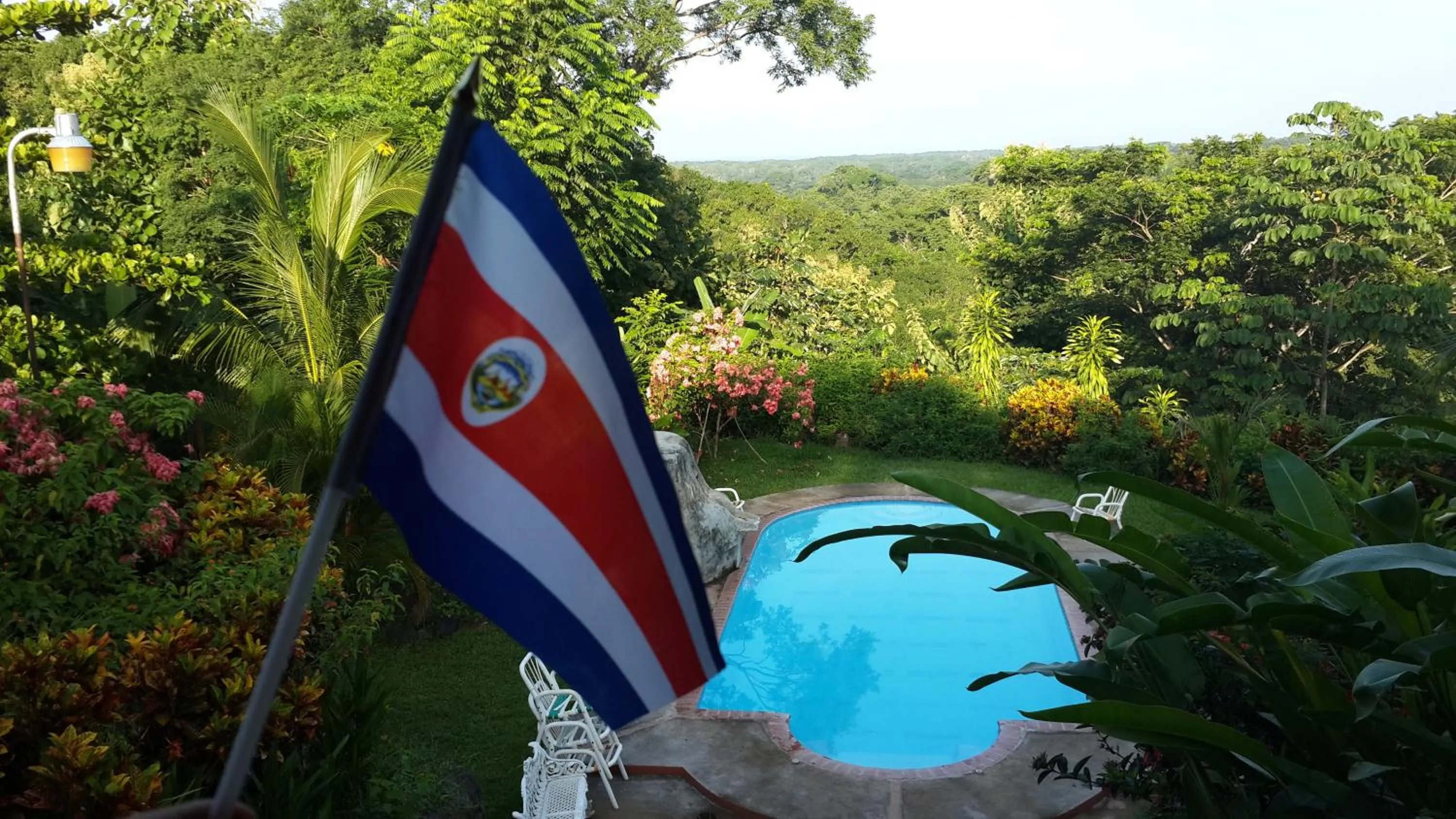 Summer in Hotel Cerro Lodge